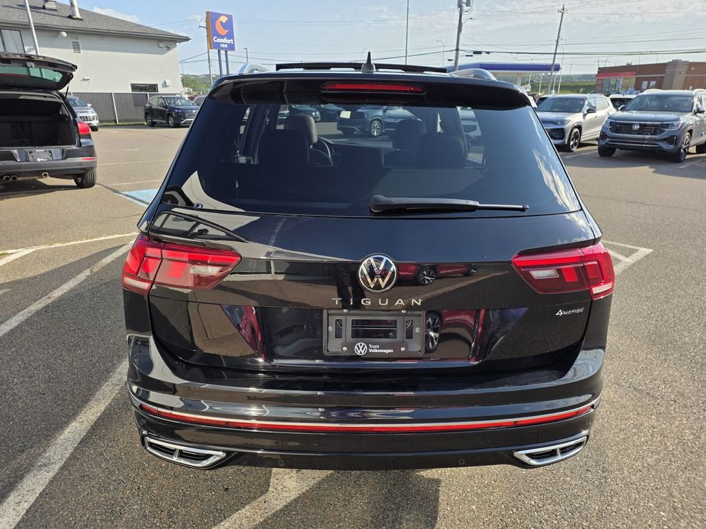 2022 Volkswagen Tiguan HIGHLINE R-LINE