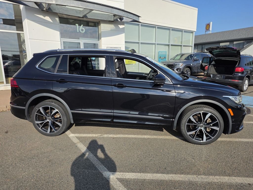 2022 Volkswagen Tiguan HIGHLINE R-LINE
