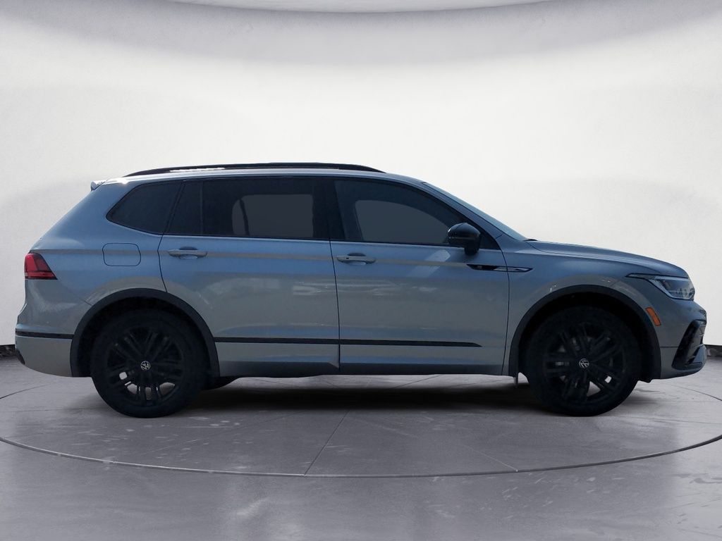 2022 Volkswagen Tiguan COMFORTLINE R-LINE BLACK EDITION