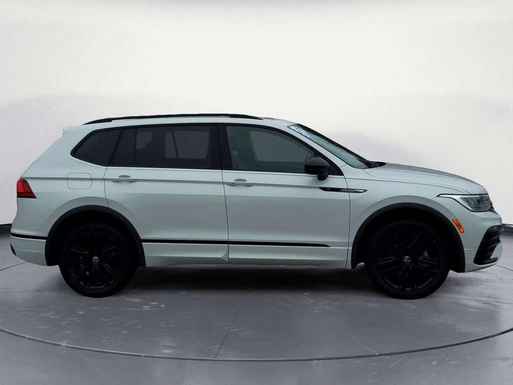 2022 Volkswagen Tiguan COMFORTLINE R-LINE BLACK EDITION