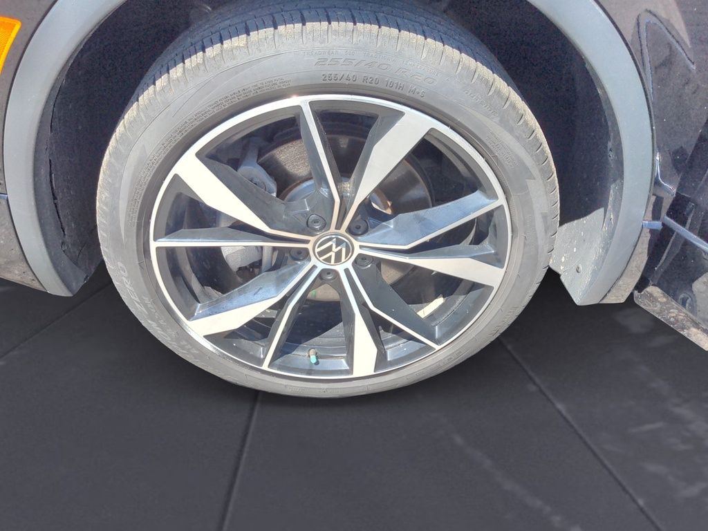 2023 Volkswagen Tiguan HIGHLINE R-LINE