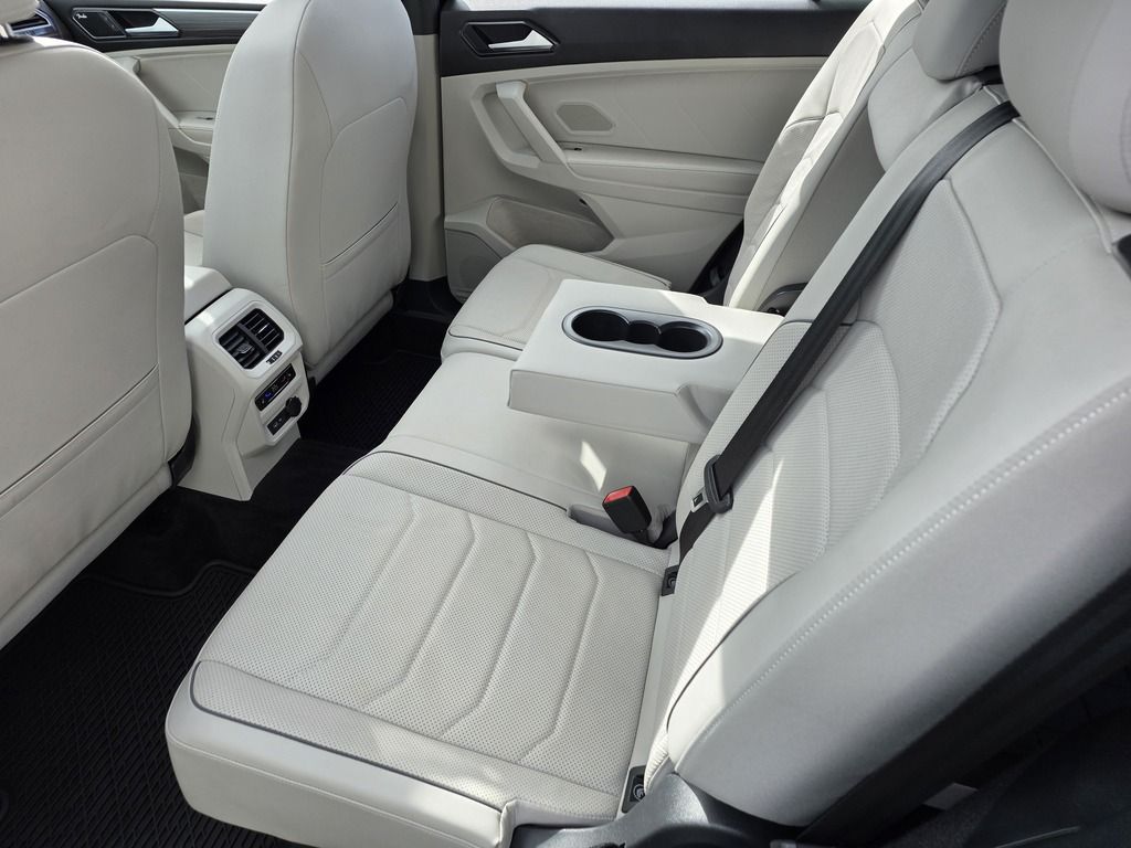 2023 Volkswagen Tiguan HIGHLINE R-LINE