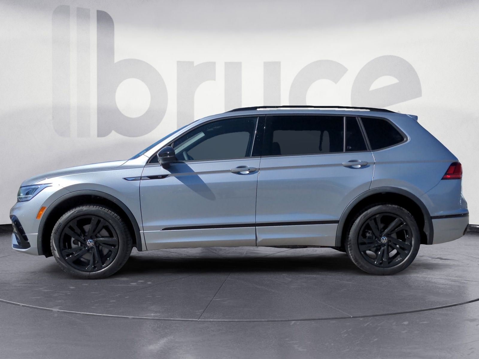 2024 Volkswagen Tiguan 2.0TSI COMFORTLINE R-LINE BLACK EDITION 8-SPEED AU