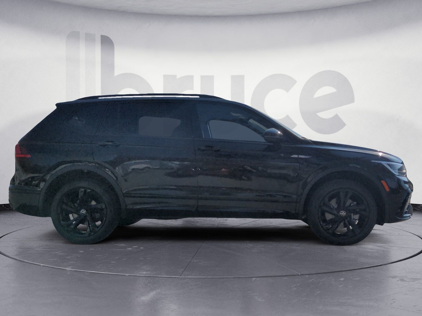 2024 Volkswagen Tiguan COMFORTLINE R-LINE BLACK EDITION