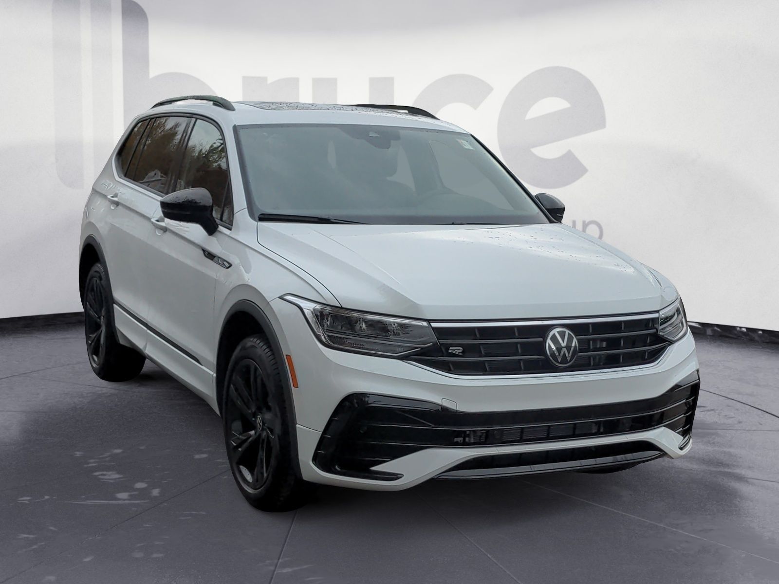 2024 Volkswagen Tiguan COMFORTLINE R-LINE BLACK EDITION