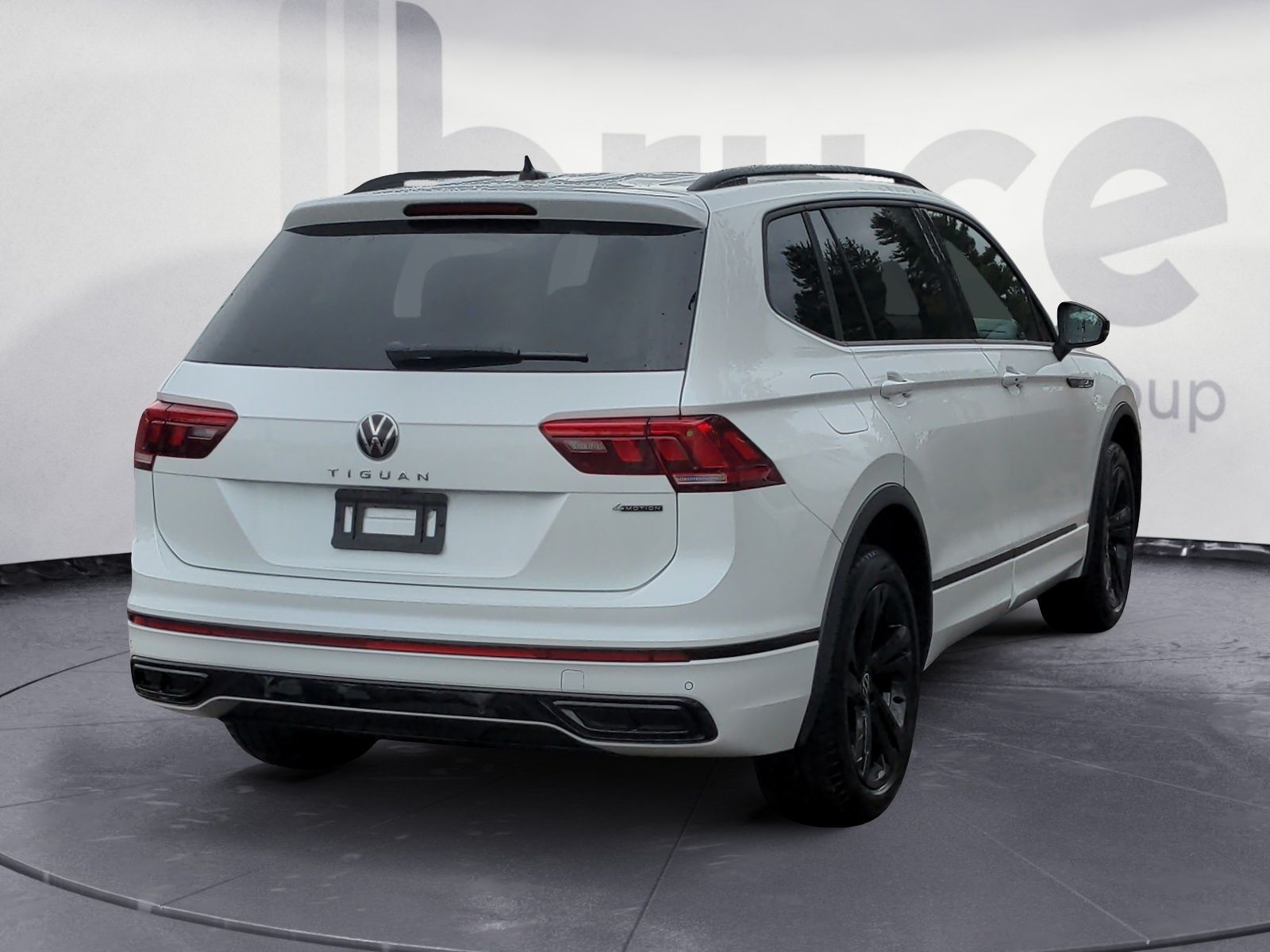 2024 Volkswagen Tiguan COMFORTLINE R-LINE BLACK EDITION