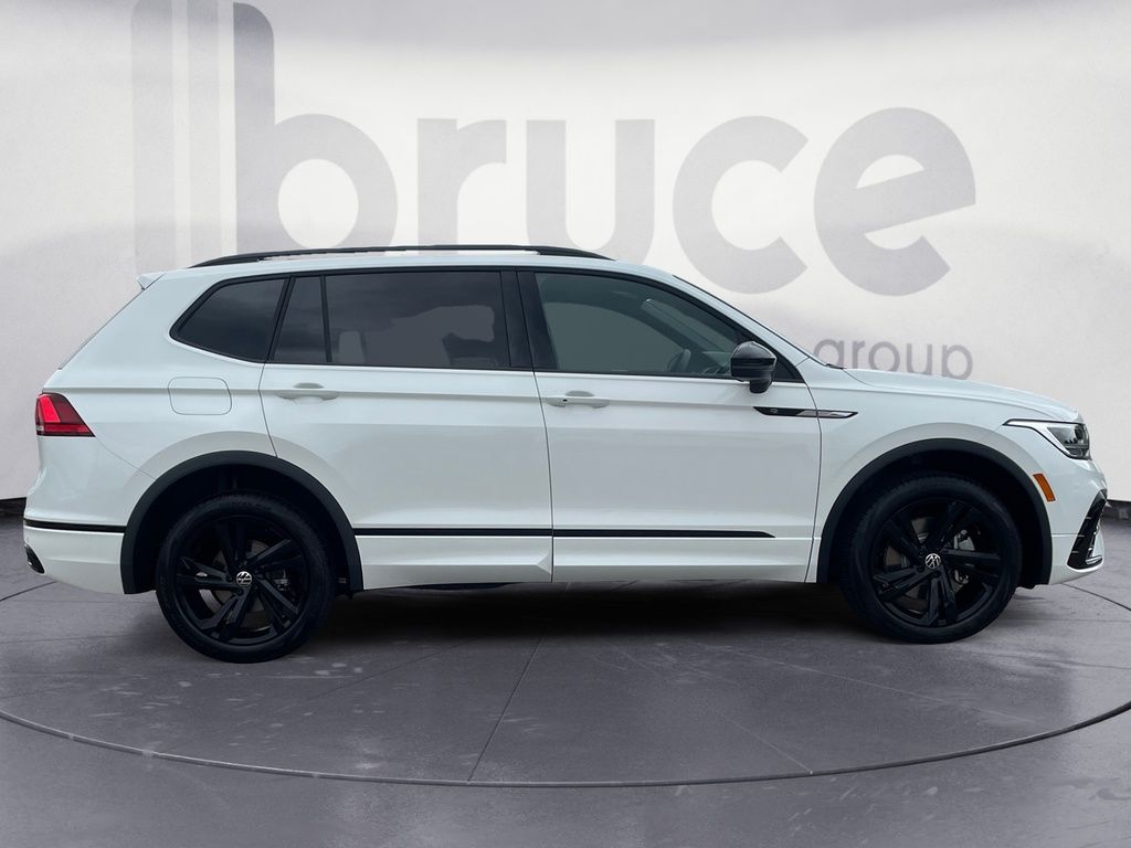 2024 Volkswagen Tiguan COMFORTLINE R-LINE BLACK EDITION