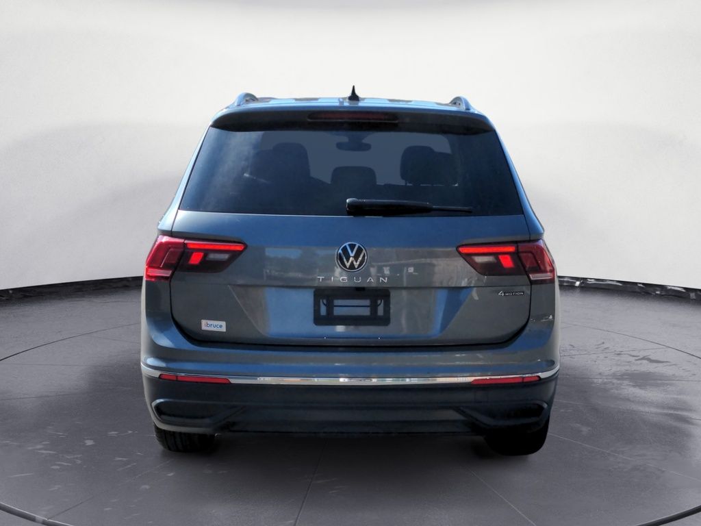 2024 Volkswagen Tiguan Comfortline AWD - Leather, Sunroof & Remote Start!