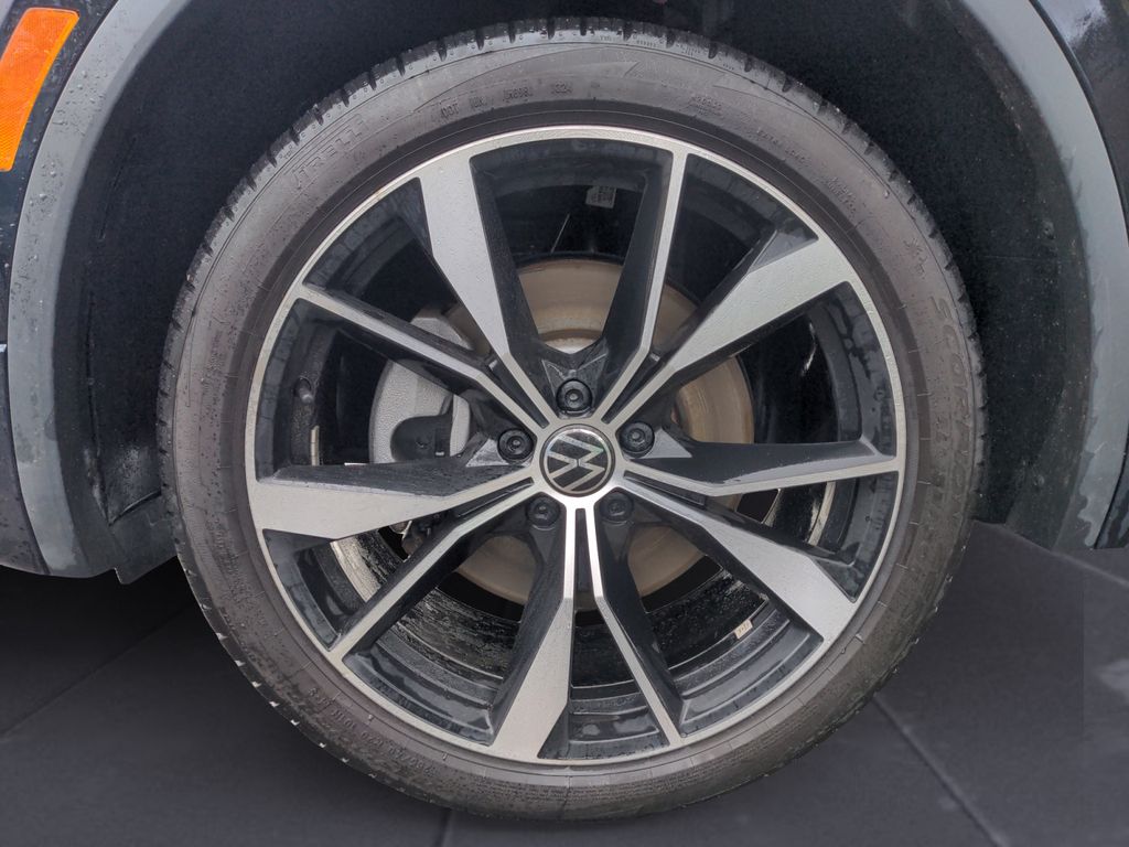 2024 Volkswagen Tiguan HIGHLINE R-LINE