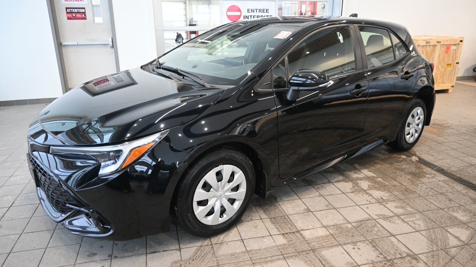 2023 Toyota Corolla S photo 2