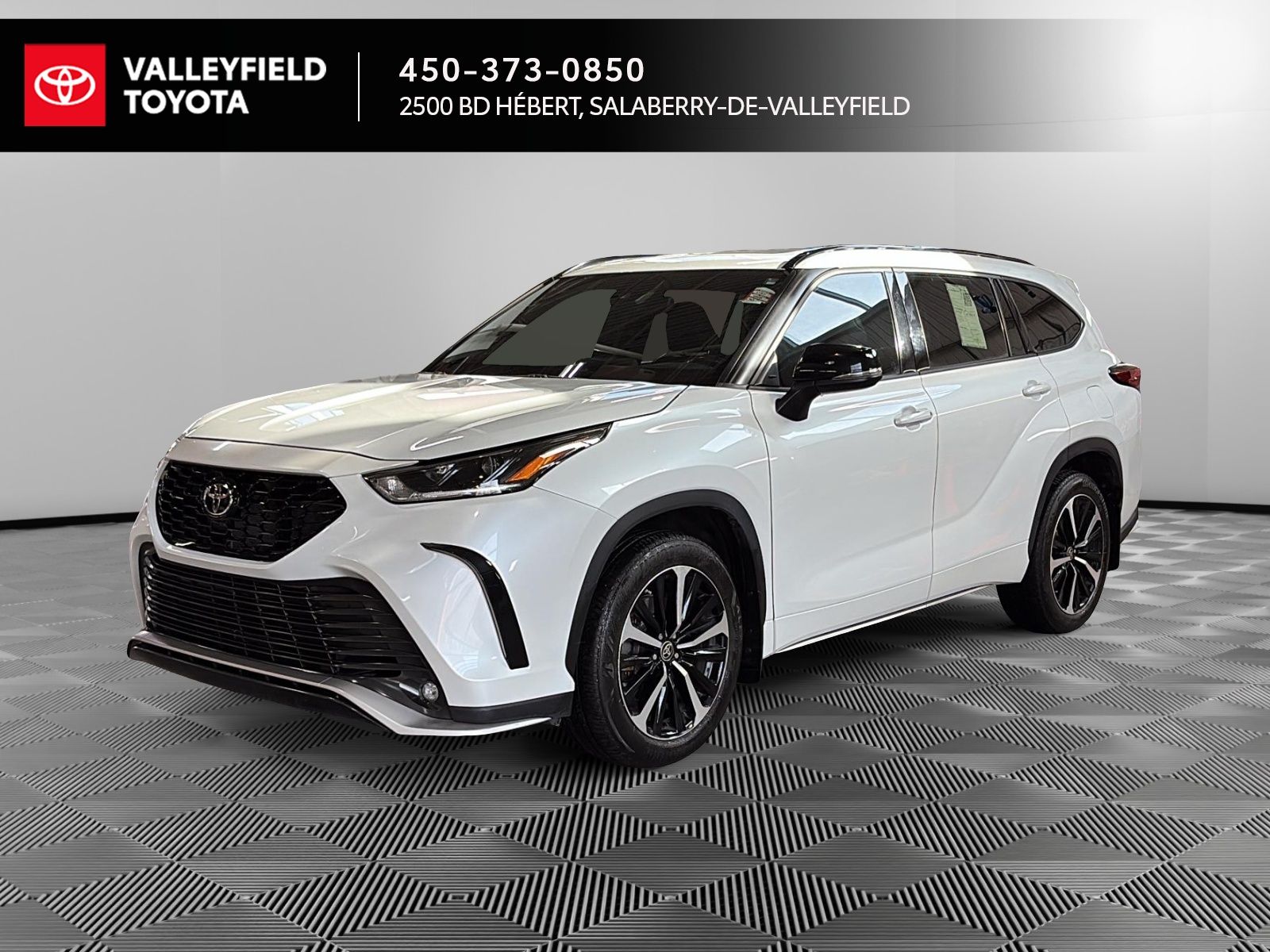 2022 Toyota Highlander XSE