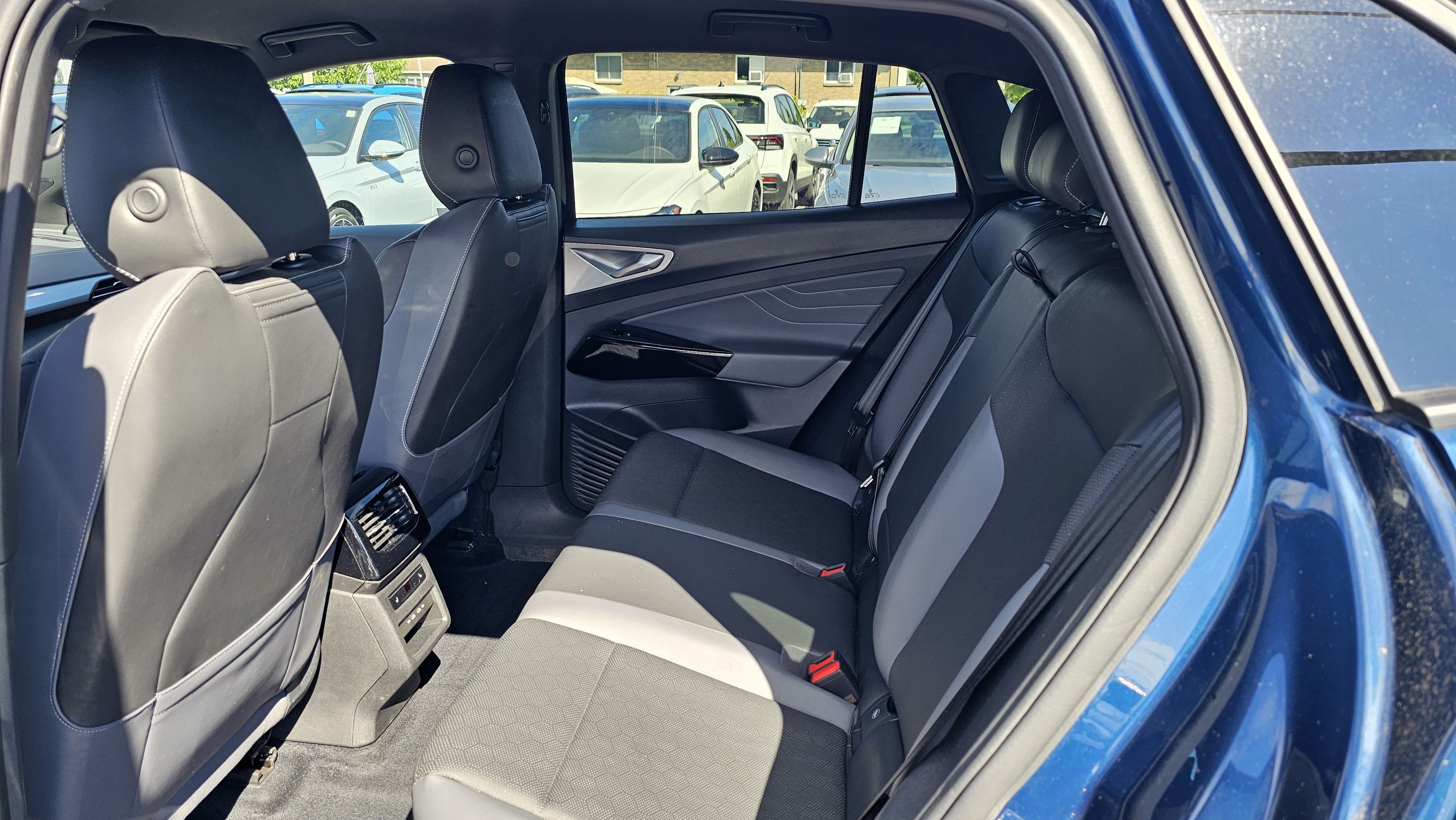 2023 Volkswagen ID.4 Pro S AWD+STATEMENT+CUIR +TOIT+NAV No accidents, AWD, Heat Pump