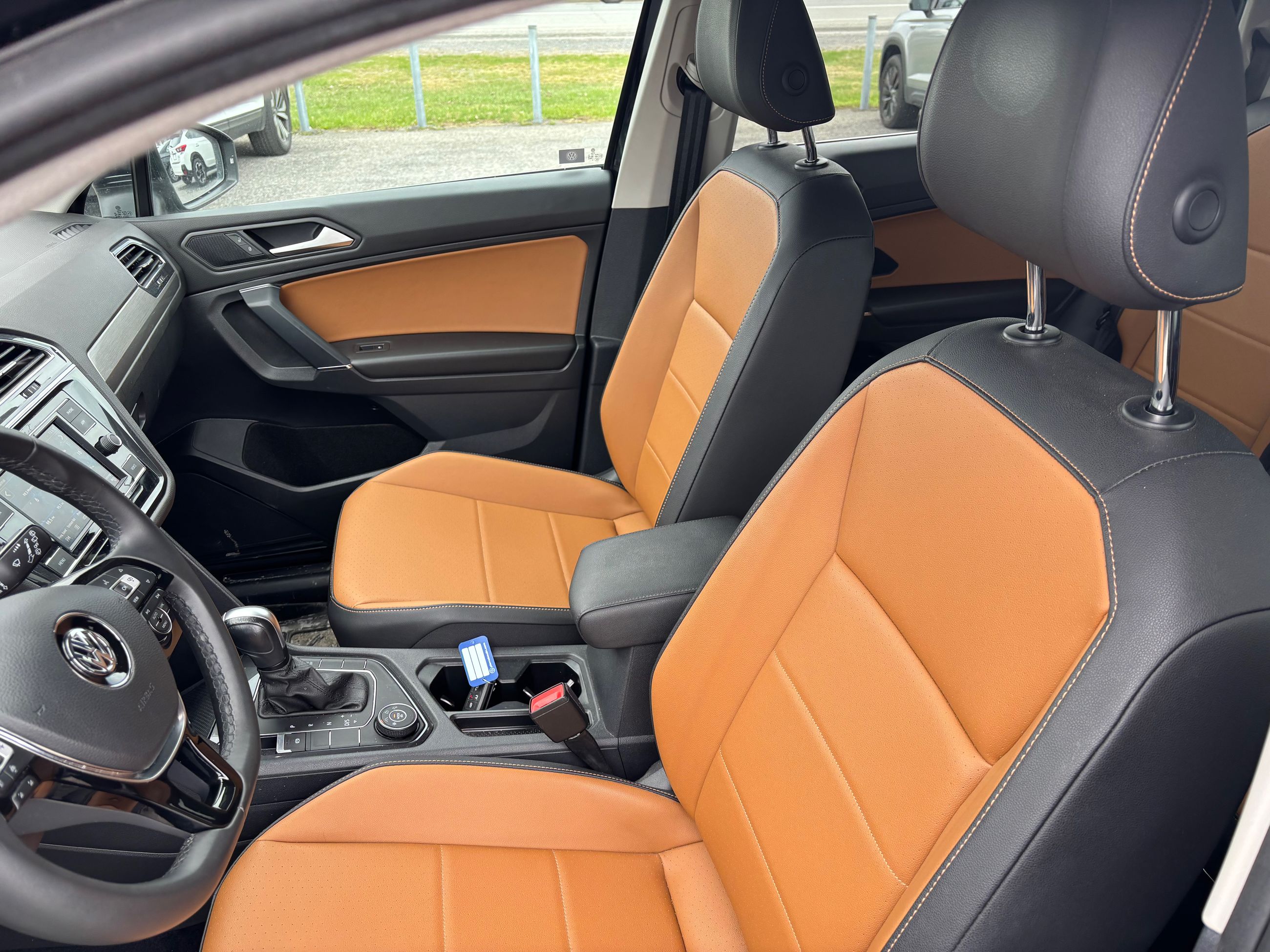 2020 Volkswagen Tiguan COMFORTLINE+CUIR+APPLE CONNECT+CAMÉRA DE RECUL *ACCIDENT FREE*