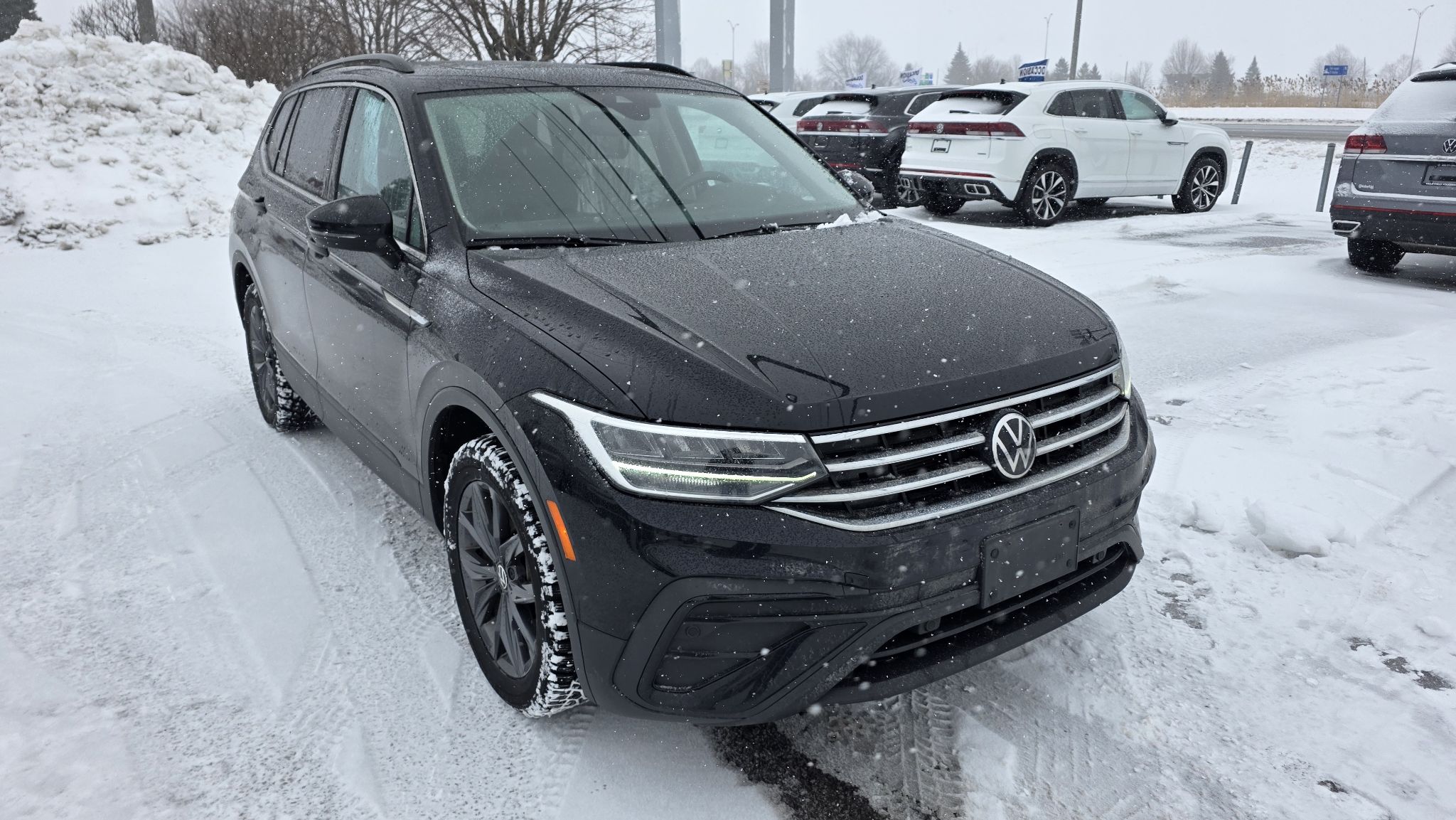 Volkswagen Tiguan Comfortline+AWD+TOIT PANO+CAMÉRA DE RECUL+CUIR 2022 *JAMAIS ACCIDENTÉ*