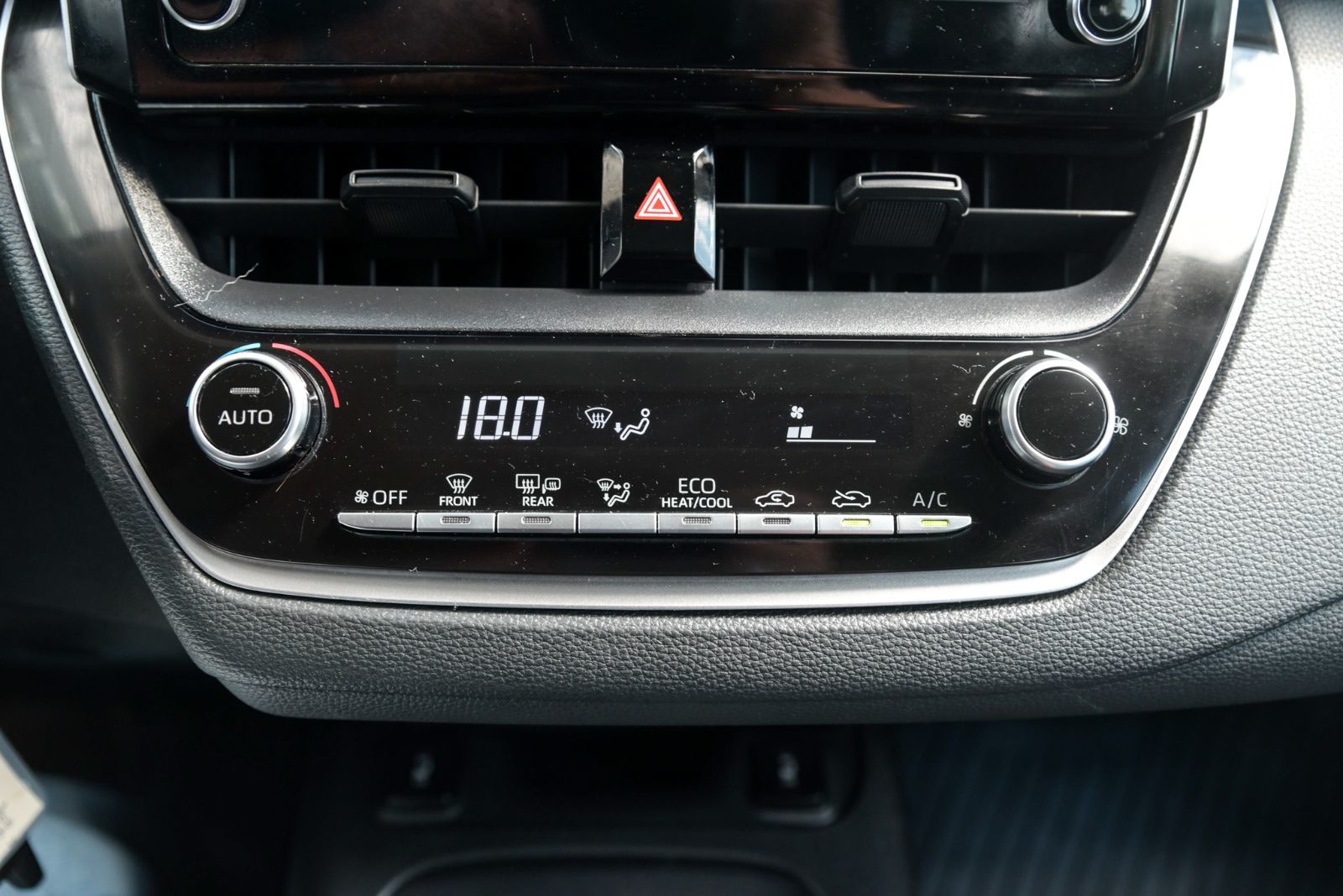 Toyota Corolla LE CVT+CAMERA DE RECUL+BLUETOOTH+SIEGES CHAUFFANTS 2020 AUCUN ACCIDENT, AUTO, DEMARREUR