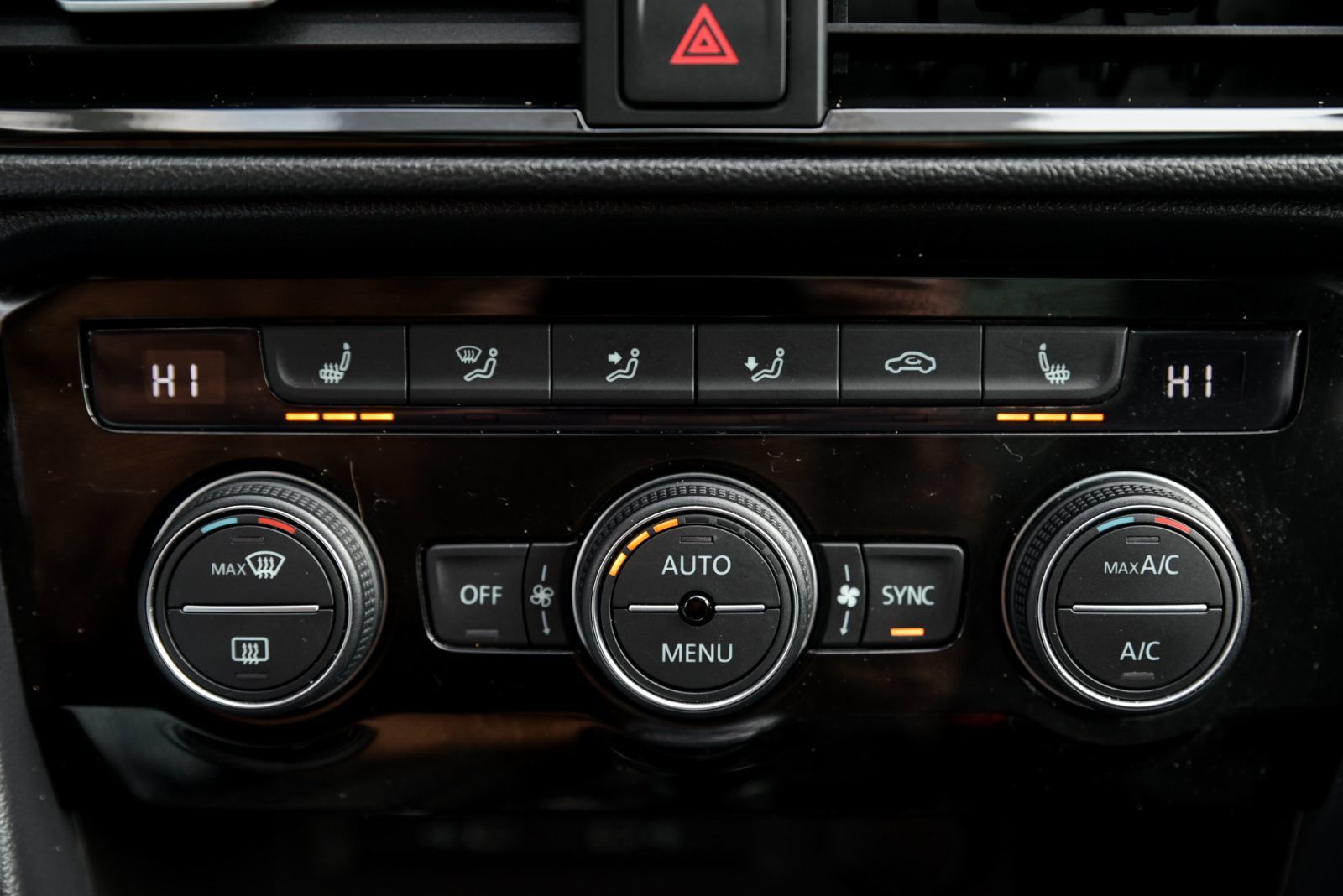 Volkswagen Taos Comfortline+4 MOTION+TOIT PANORAMIQUE+CAM DE RECUL 2022 *JAMAIS ACCIDENTÉ*