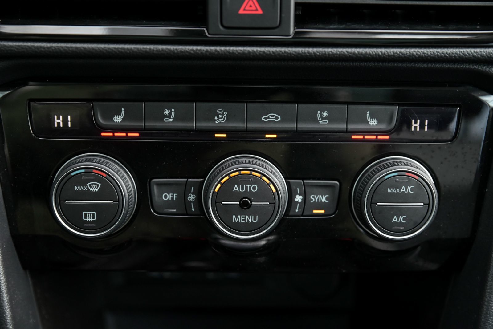 Volkswagen Taos Highline+CUIR+TOIT PANO+APPLE CONNECT+CAM DE RECUL 2022 *JAMAIS ACCIDENTÉ*