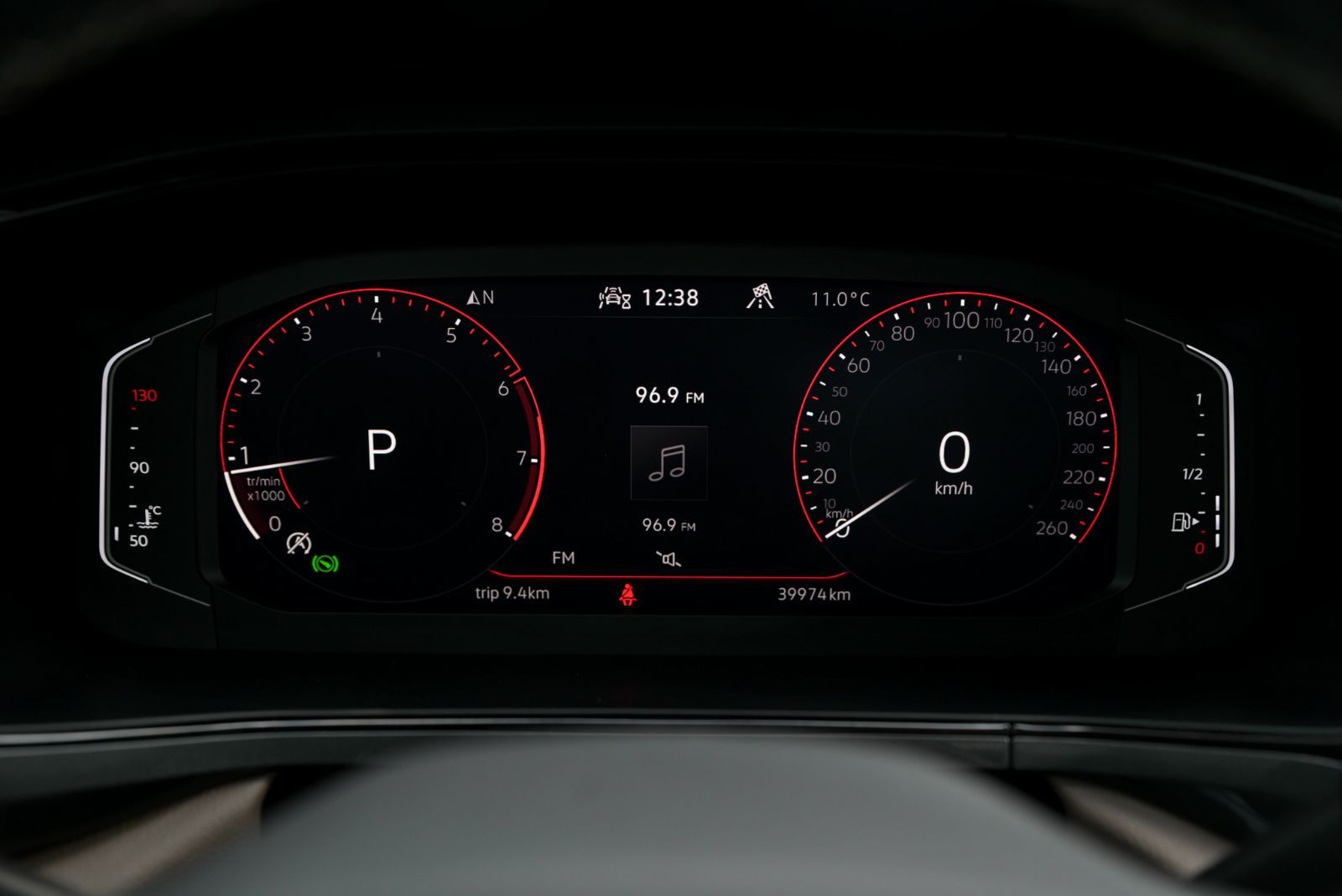 Volkswagen Taos Highline/ 4MOTION, CUIR,TOIT PANO,CARPLAY 2023 AUCUN ACCIDENT, TOUT EQUIPÉ