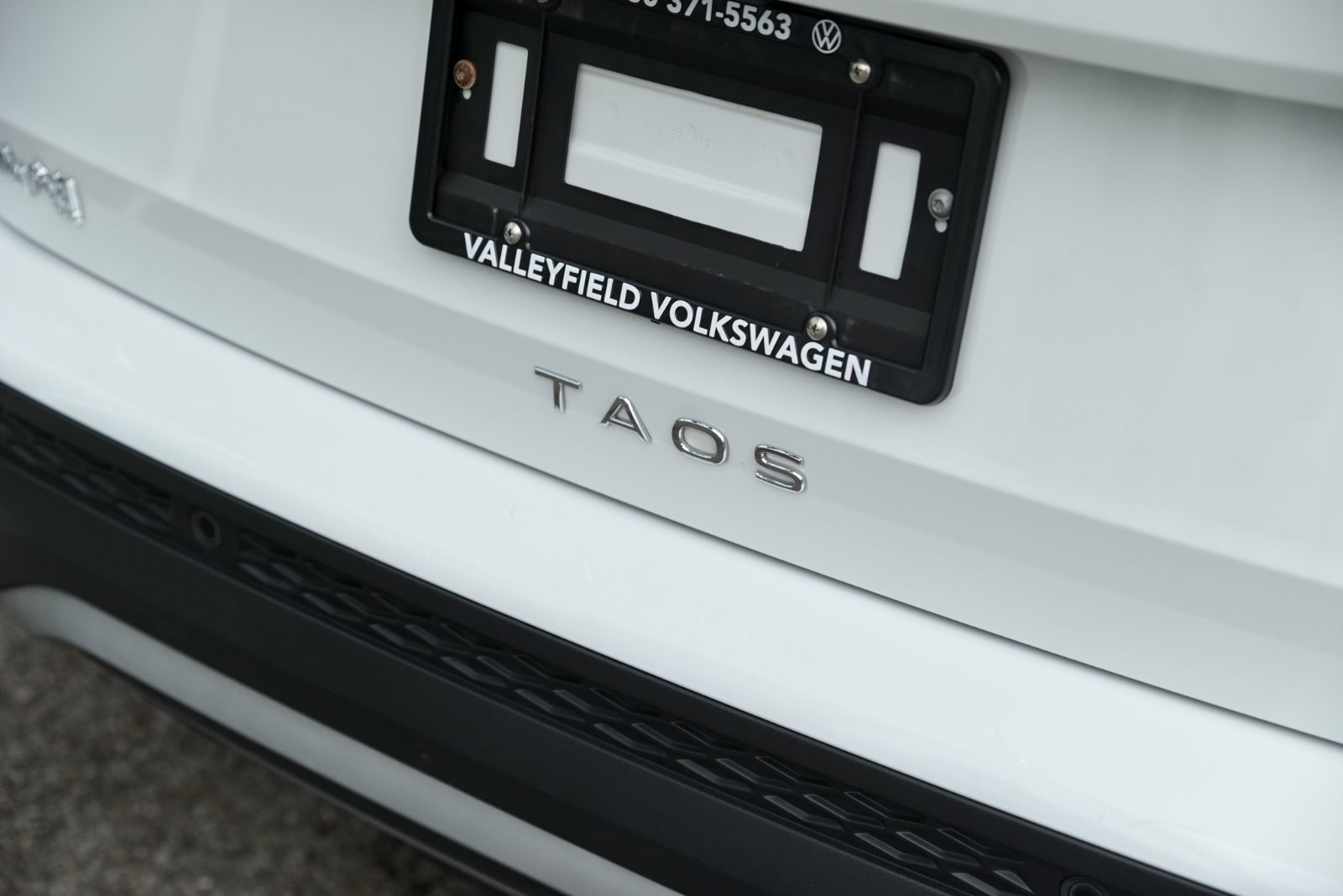 Volkswagen Taos Highline/ 4MOTION, CUIR,TOIT PANO,CARPLAY 2023 AUCUN ACCIDENT, TOUT EQUIPÉ