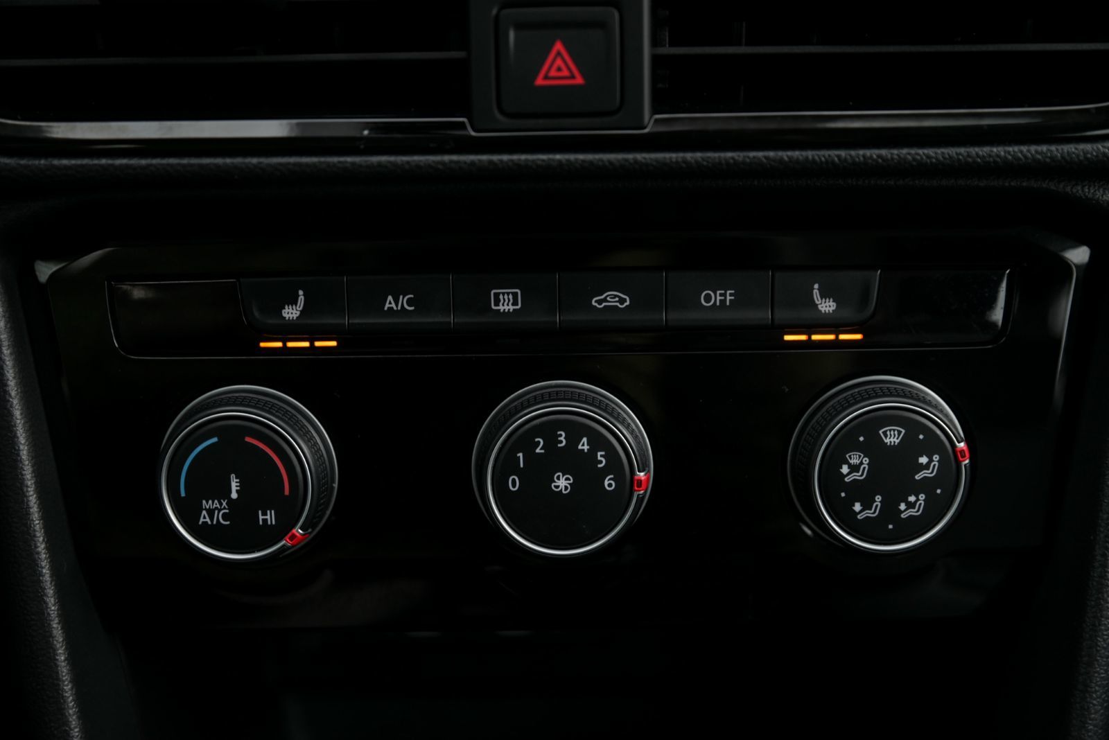 Volkswagen Taos Trendline+4 MOTION +APPLE CONNECT+CAMÉRA RECUL 2024 *JAMAIS ACCIDENTÉ*