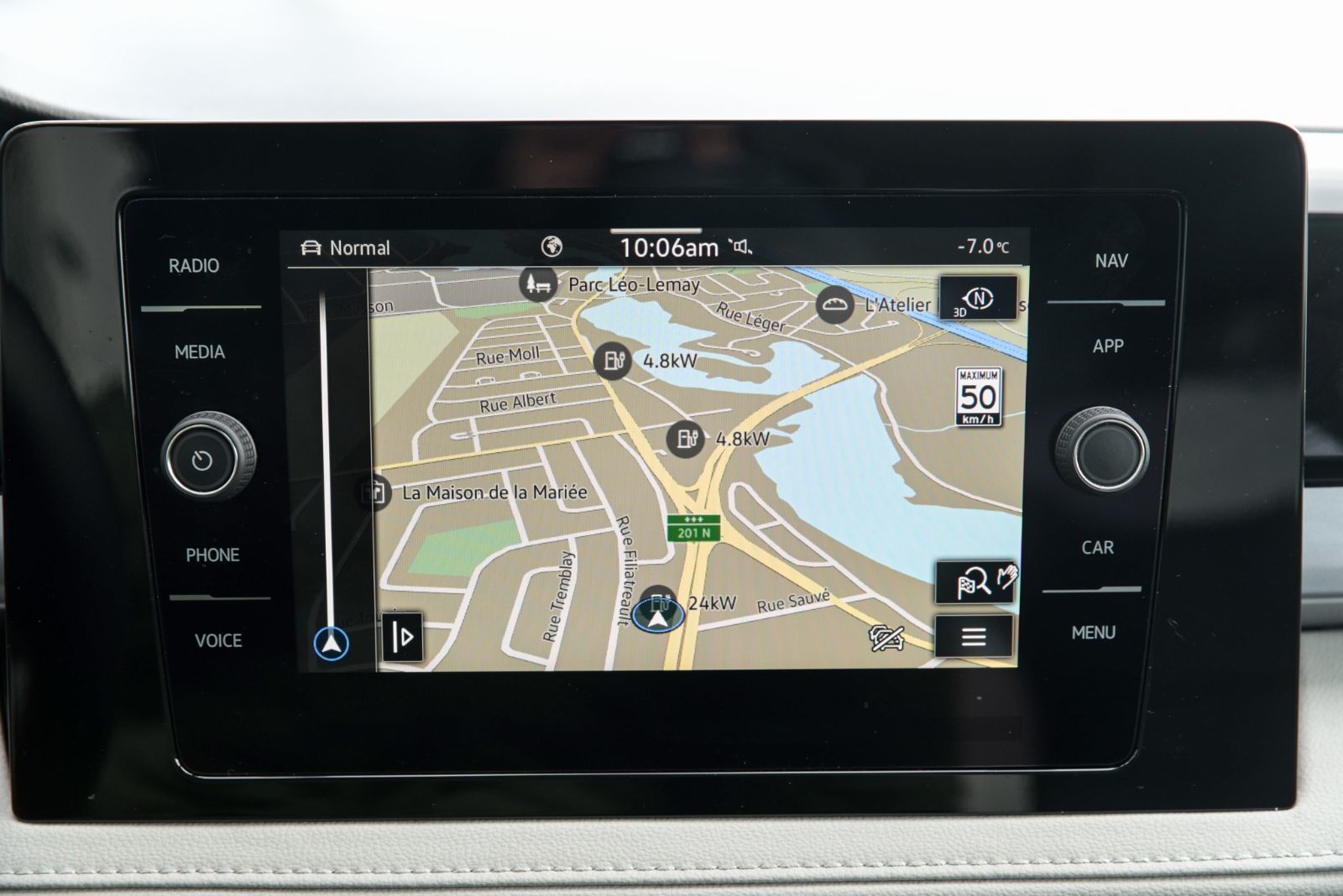 Volkswagen Taos Highline+CUIR+TOIT PANO+APPLE CONNECT 2025 *JAMAIS ACCIDENTÉ*