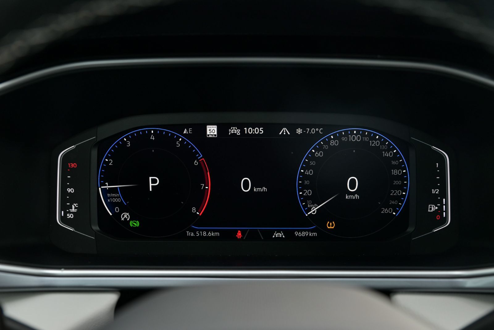 Volkswagen Taos Highline+CUIR+TOIT PANO+APPLE CONNECT 2025 *JAMAIS ACCIDENTÉ*