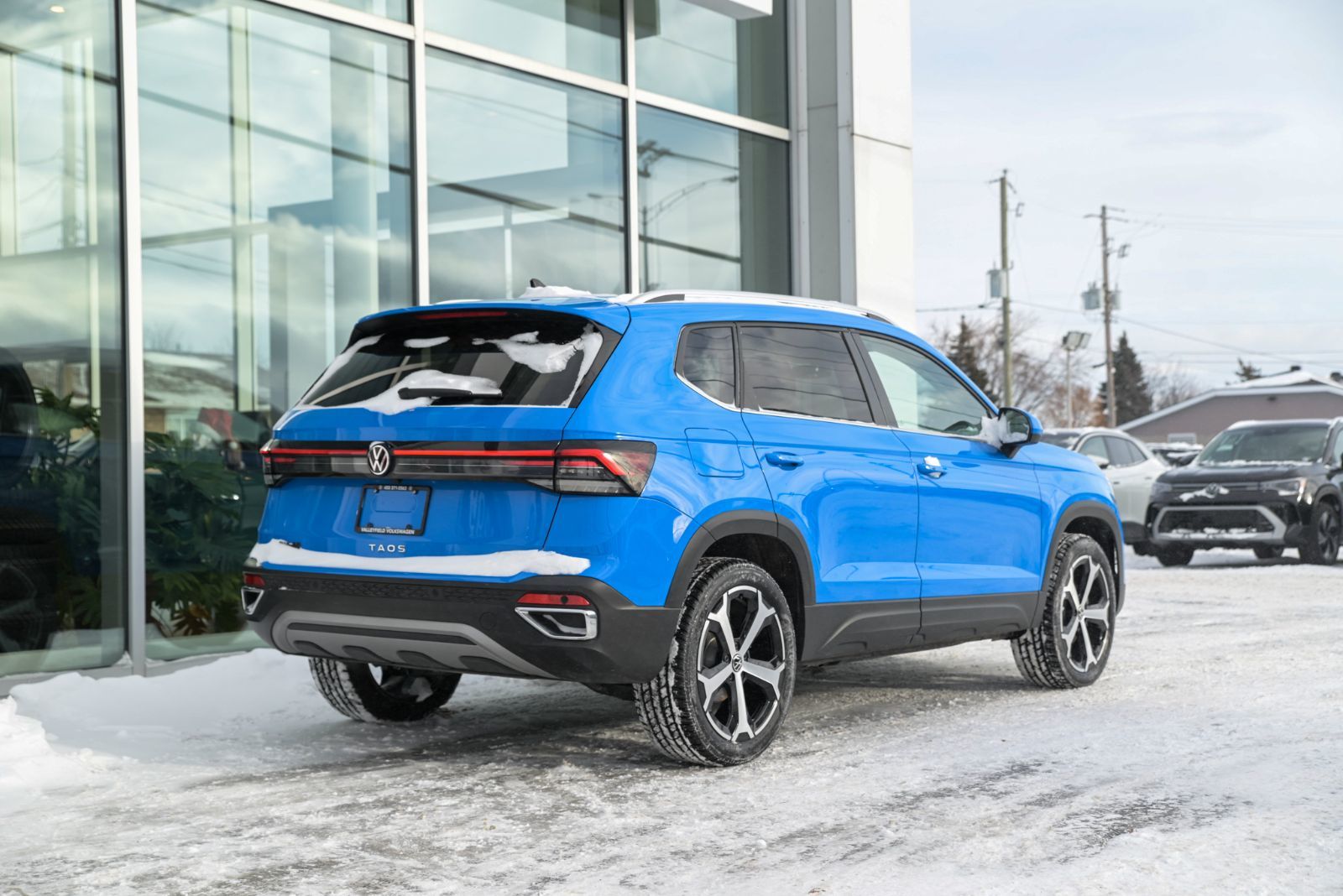 Volkswagen Taos Highline+CUIR+TOIT PANO+APPLE CONNECT 2025 *JAMAIS ACCIDENTÉ*