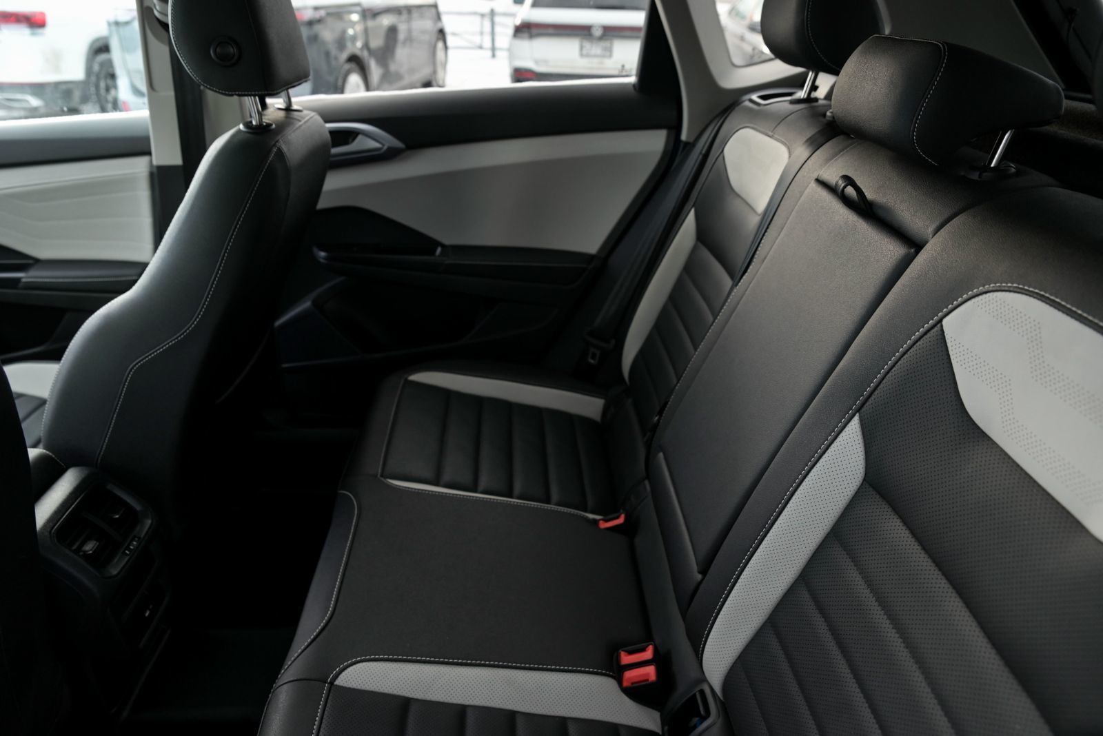 Volkswagen Taos Highline+CUIR+TOIT PANO+APPLE CONNECT 2025 *JAMAIS ACCIDENTÉ*