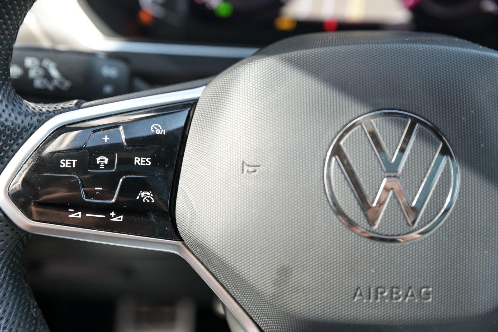 Volkswagen Tiguan Highline R-Line 7 Passager+CUIR+TOIT PANO+C 2022 Aucun Accident! 4MOTION,TOIT PANO, TOUT EQUIPÉ