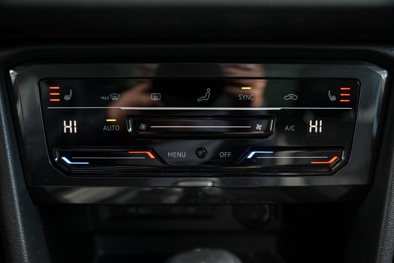 Volkswagen Tiguan Comfortline,4MOTION,CARPLAY, TOIT PANO 2022 AUCUN ACCIDENT, UN PROPRIO