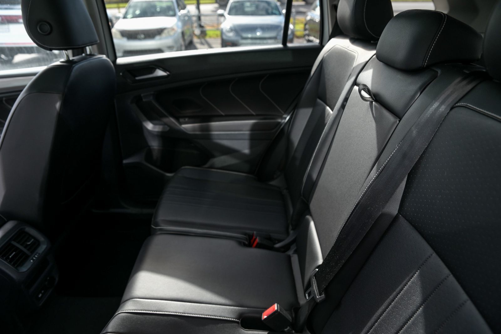 Volkswagen Tiguan Comfortline,4MOTION,CARPLAY, TOIT PANO 2022 AUCUN ACCIDENT, UN PROPRIO