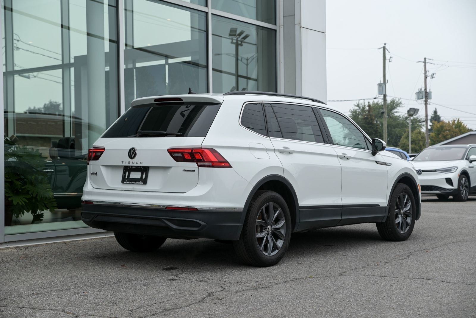 Volkswagen Tiguan Comfortline+CUIR+APPLE CONNECT+CAMÉRA DE RECUL 2023 *JAMAIS ACCIDENTÉ*