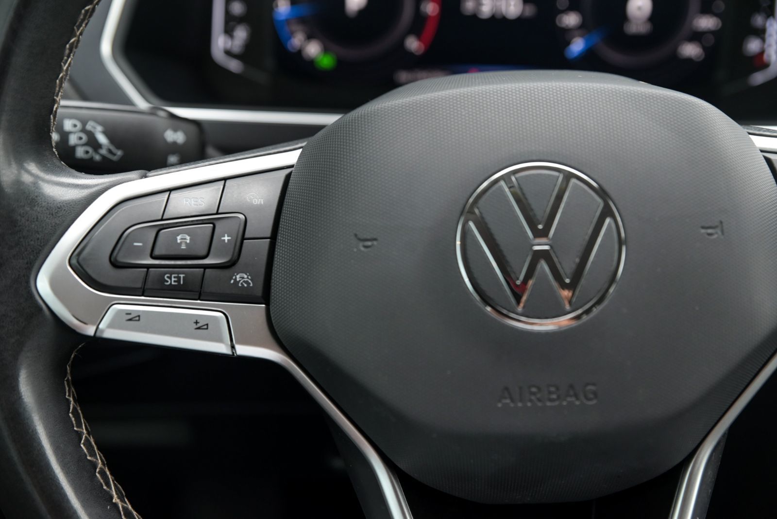 Volkswagen Tiguan Comfortline+CUIR+APPLE CONNECT+CAMÉRA DE RECUL 2023 *JAMAIS ACCIDENTÉ*