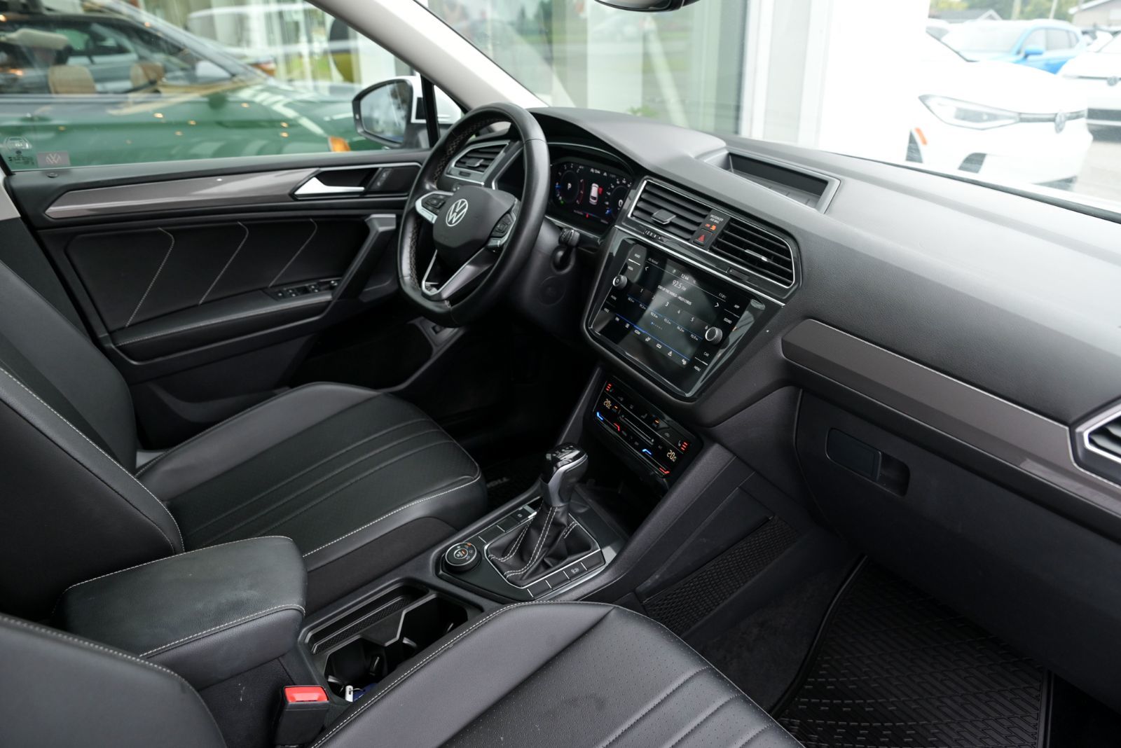 Volkswagen Tiguan Comfortline+CUIR+APPLE CONNECT+CAMÉRA DE RECUL 2023 *JAMAIS ACCIDENTÉ*