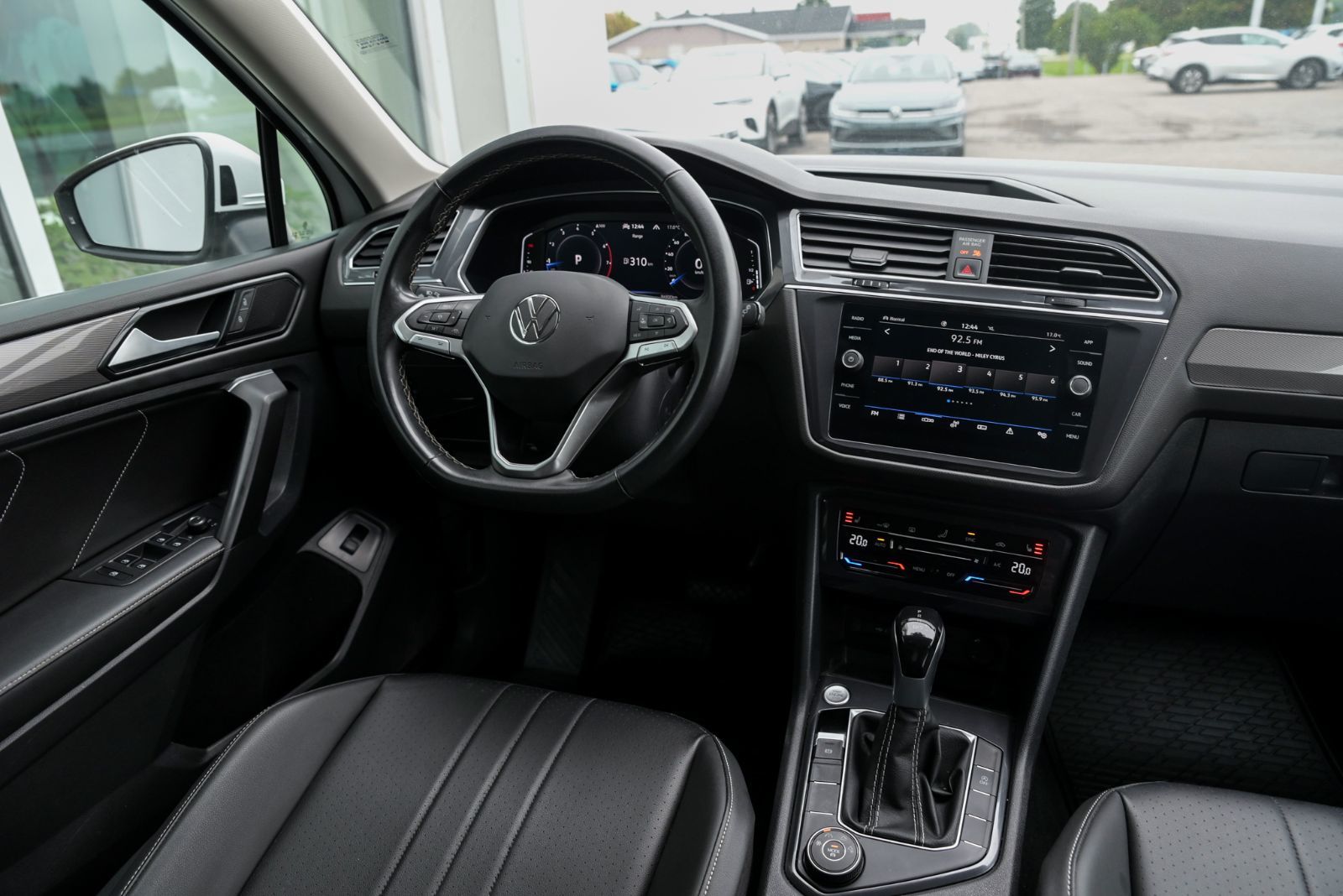 Volkswagen Tiguan Comfortline+CUIR+APPLE CONNECT+CAMÉRA DE RECUL 2023 *JAMAIS ACCIDENTÉ*