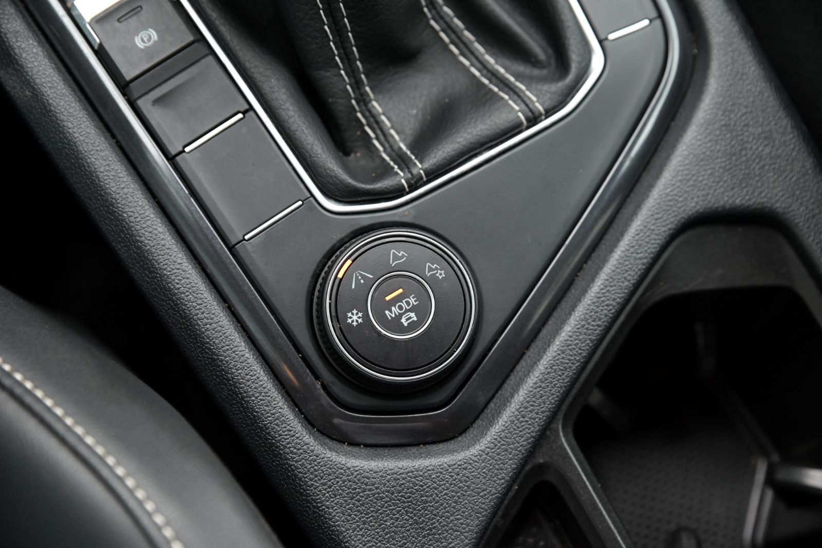 Volkswagen Tiguan Comfortline+CUIR+APPLE CONNECT+CAMÉRA DE RECUL 2023 *JAMAIS ACCIDENTÉ*