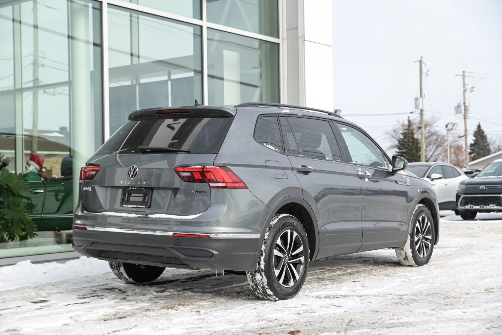 Volkswagen Tiguan Trendline+4 MOTION+CAMÉRA DE RECUL+APPLE CONNECT 2023 *JAMAIS ACCIDENTÉ*