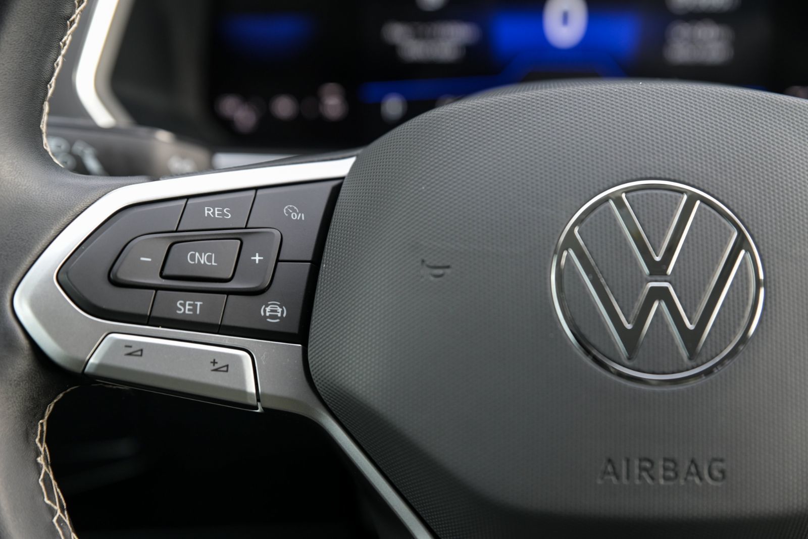 Volkswagen Tiguan Trendline+4 MOTION+CAMÉRA DE RECUL+APPLE CONNECT 2023 *JAMAIS ACCIDENTÉ*