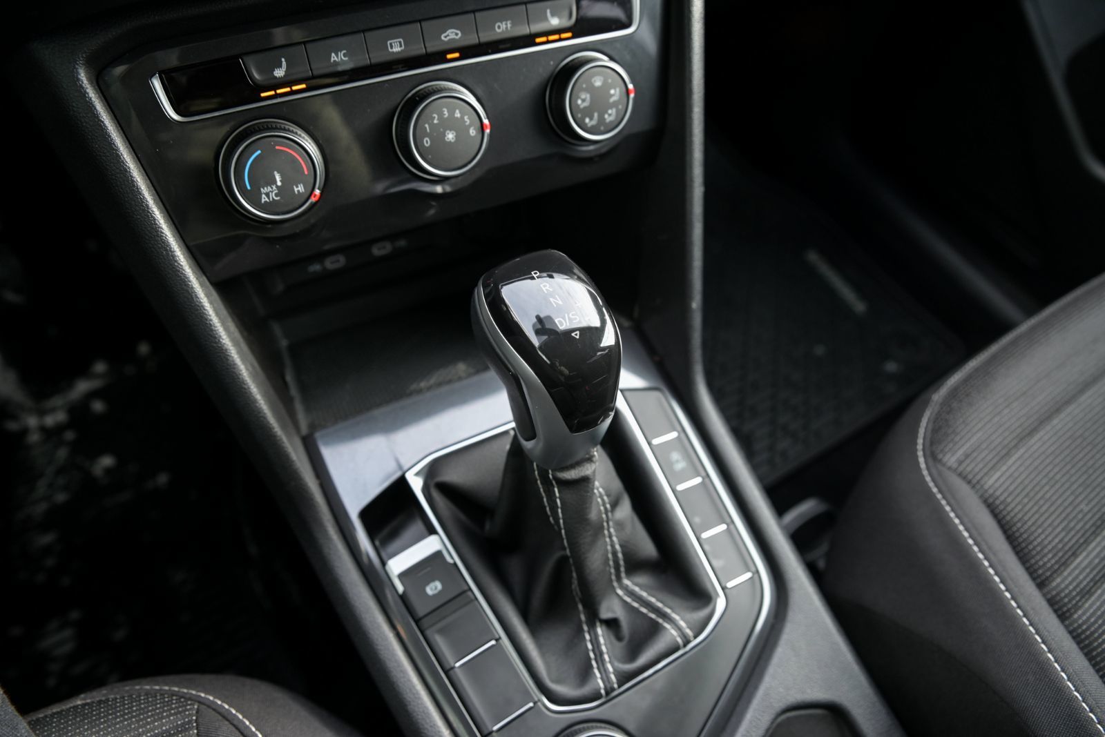 Volkswagen Tiguan Trendline+4 MOTION+CAMÉRA DE RECUL+APPLE CONNECT 2023 *JAMAIS ACCIDENTÉ*