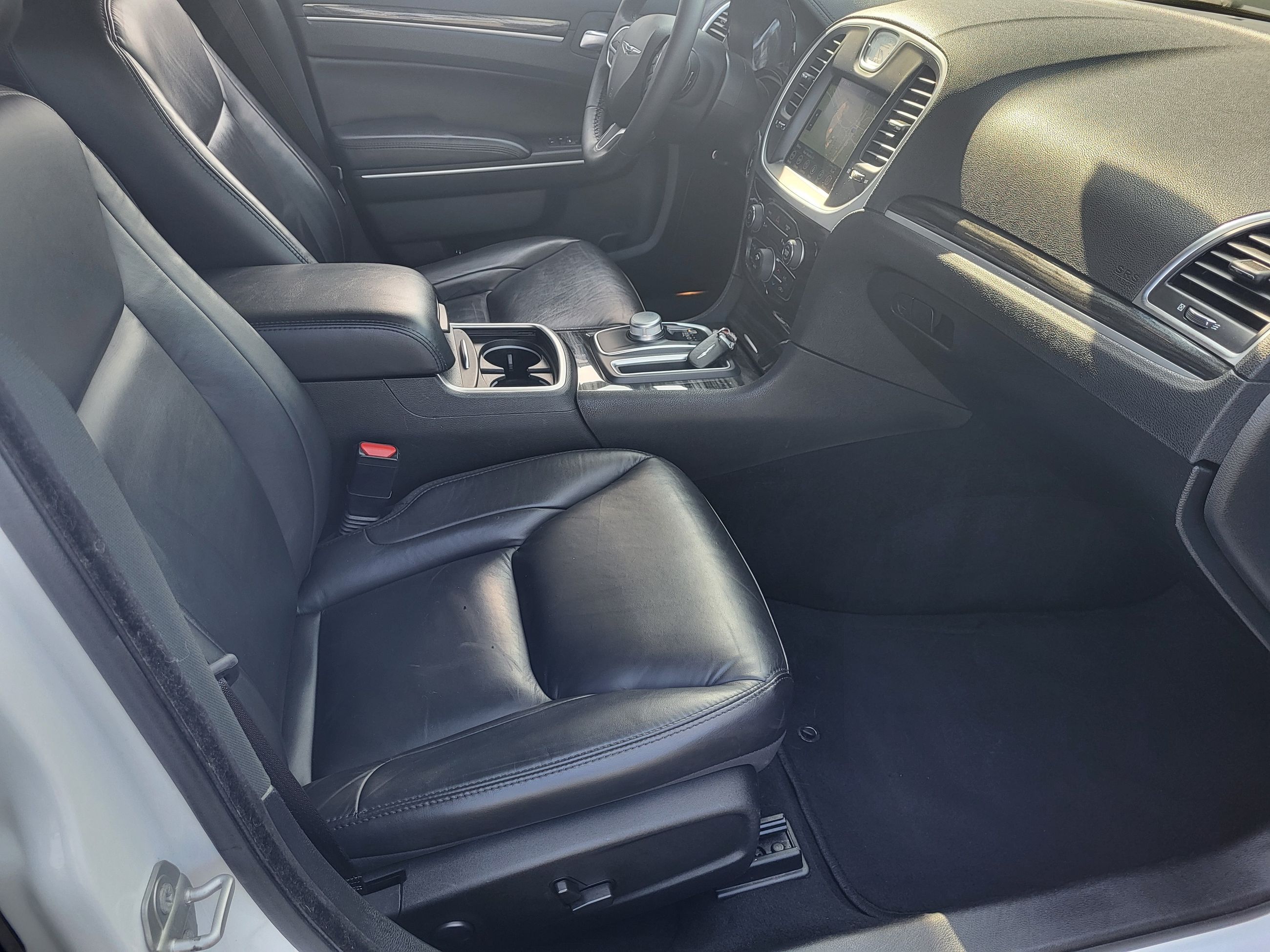 2022 Chrysler 300 TOURING L