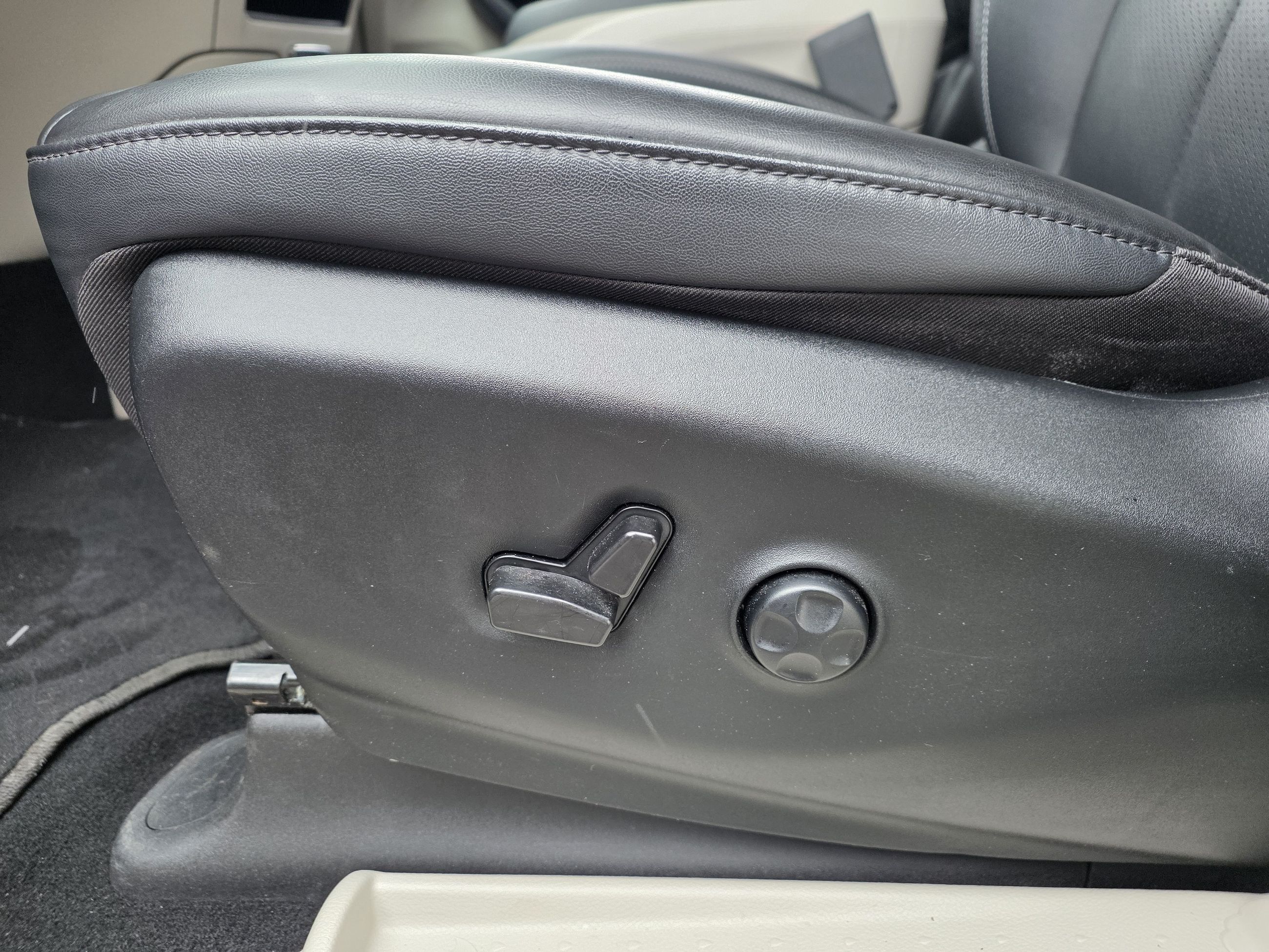 2024 Chrysler Pacifica TOURING-L