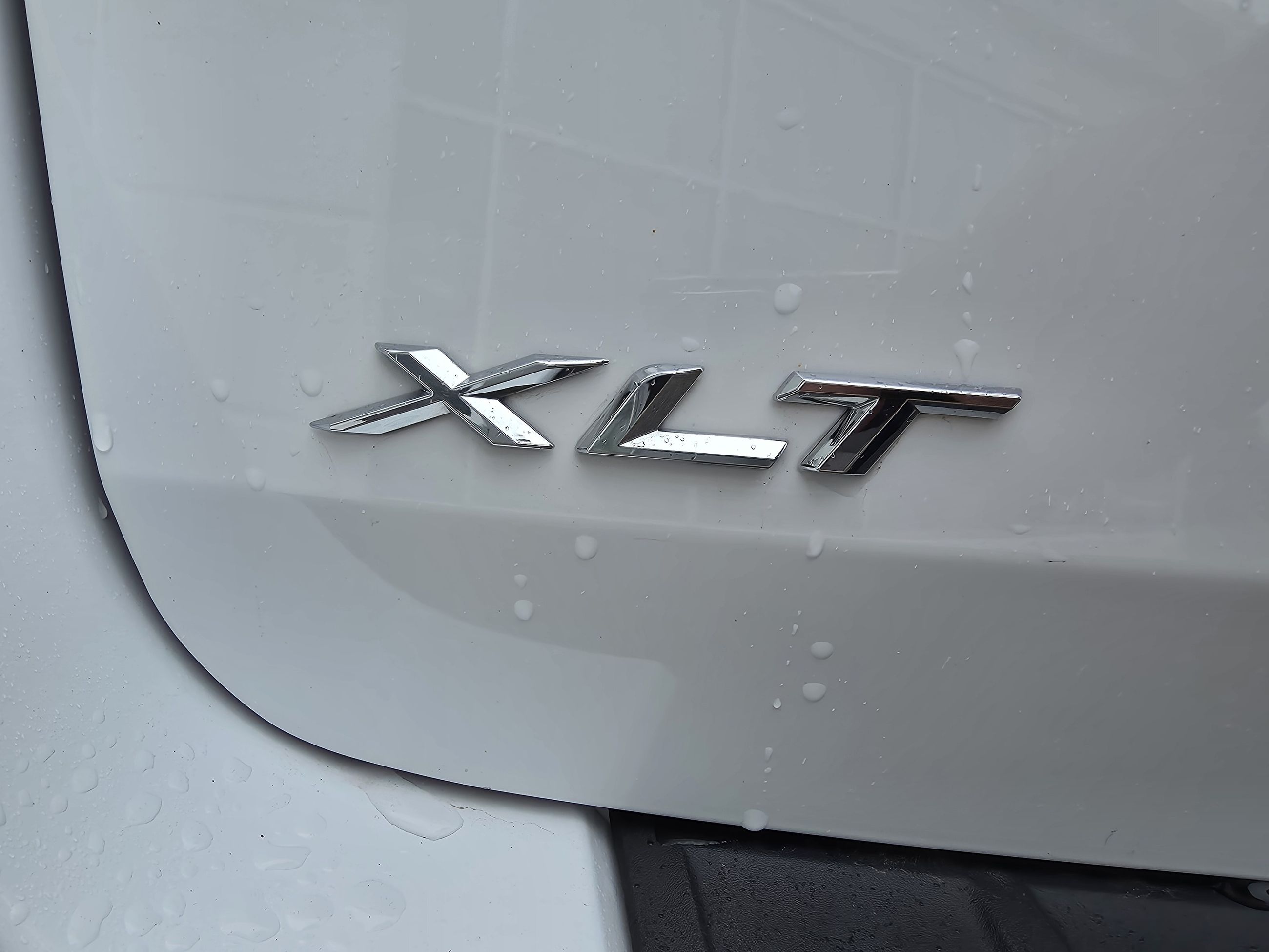 Ford Explorer XLT 2024