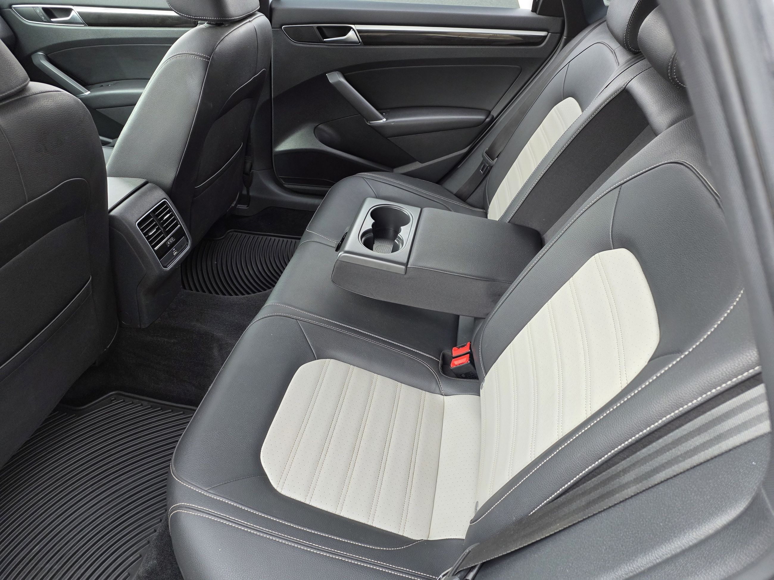 2018 Volkswagen Passat GT