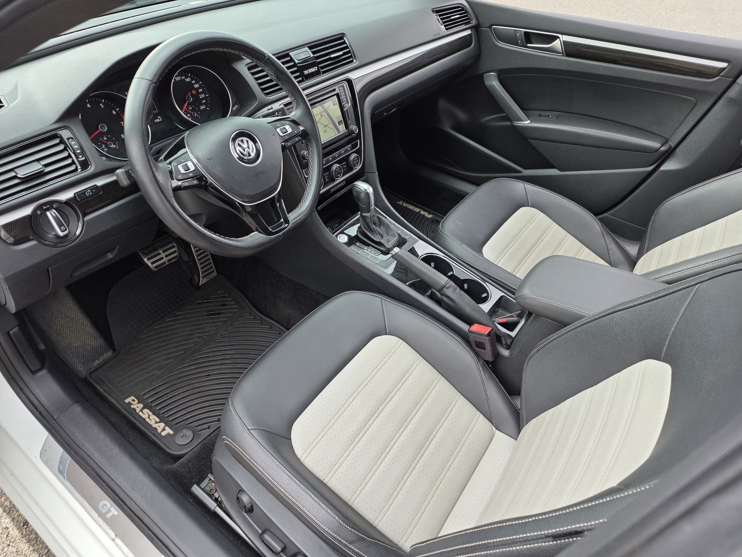 2018 Volkswagen Passat GT