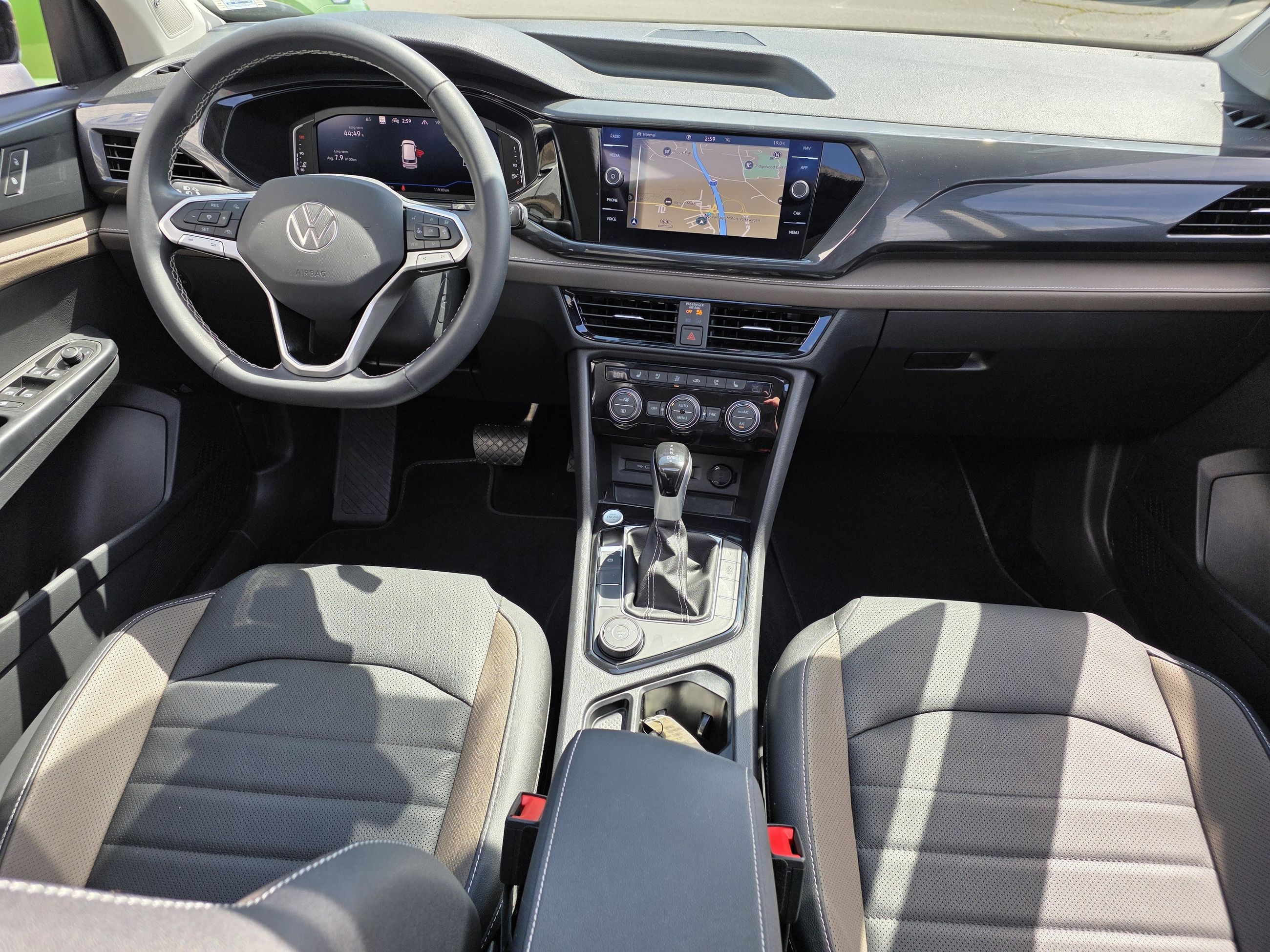 Volkswagen Taos HIGHLINE 2024