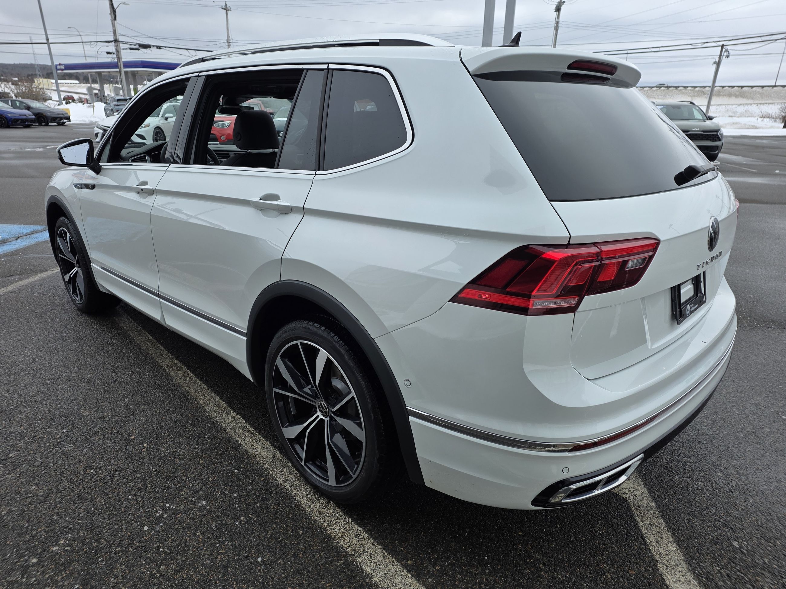 2022 Volkswagen Tiguan HIGHLINE R-LINE