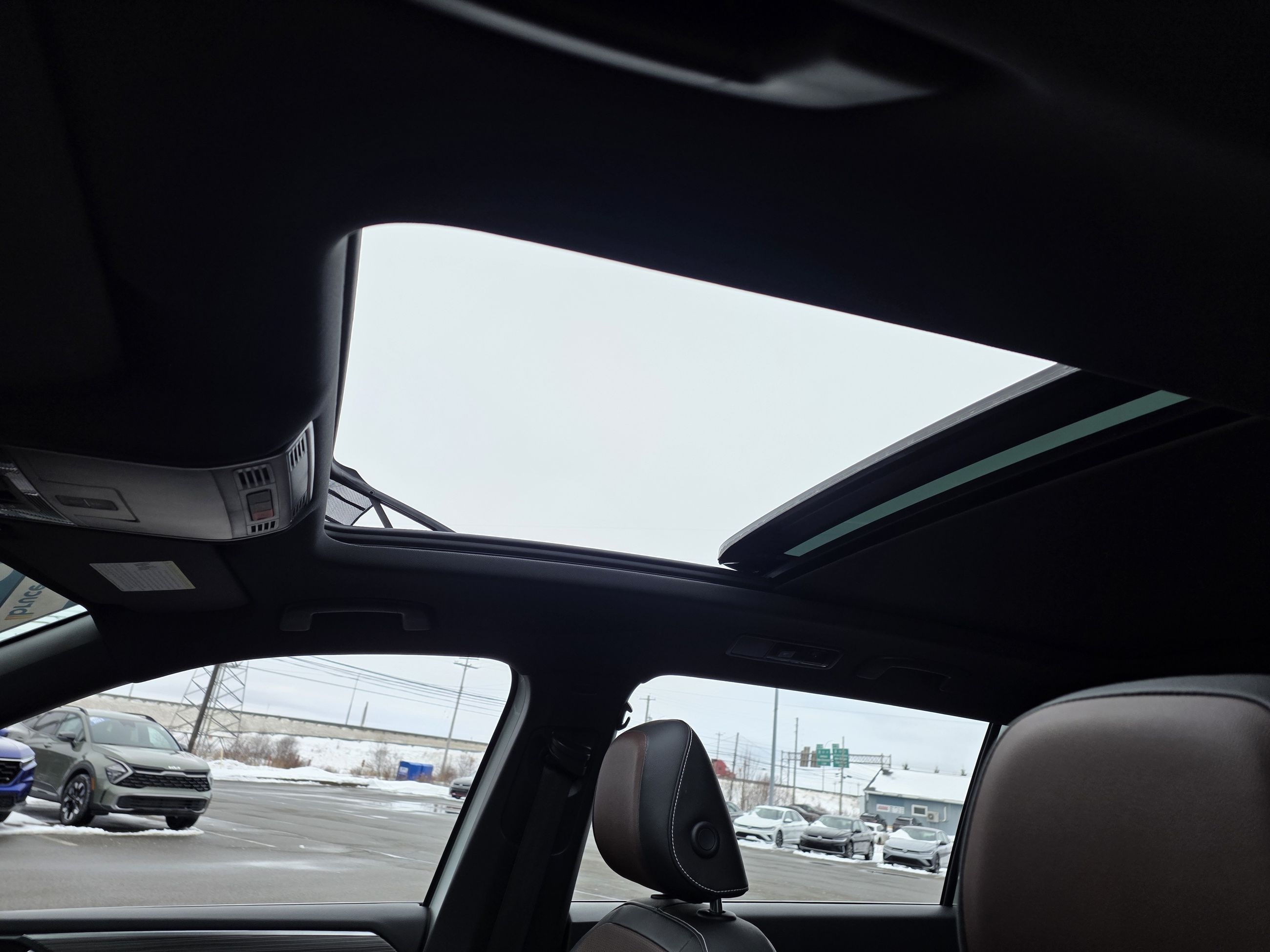 2022 Volkswagen Tiguan HIGHLINE R-LINE