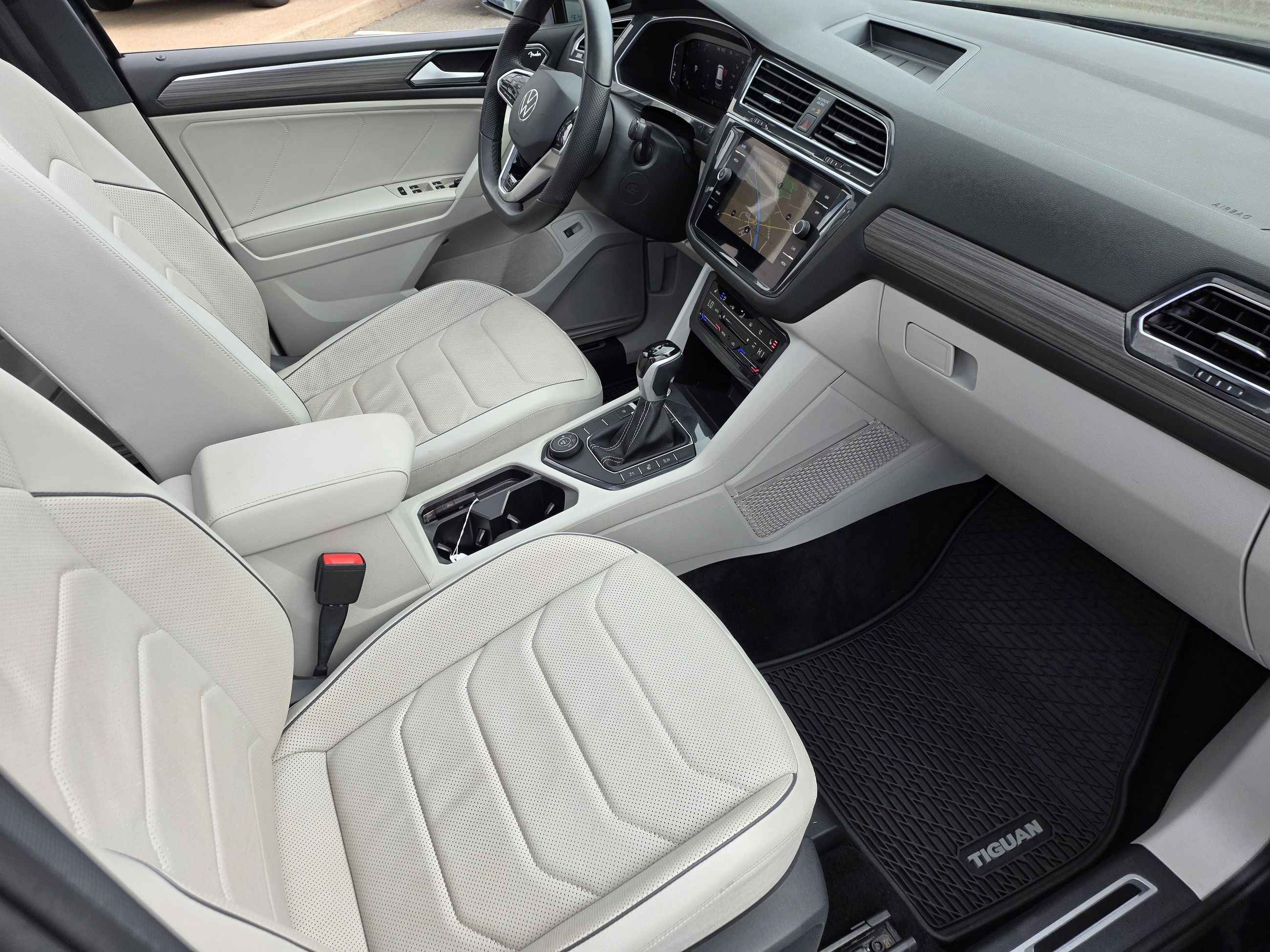Volkswagen Tiguan HIGHLINE R-LINE 2023