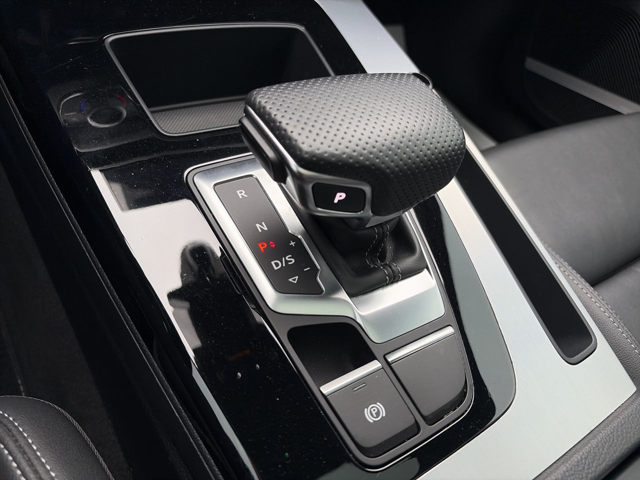 2023 Audi Q5 in Vaughan, Ontario