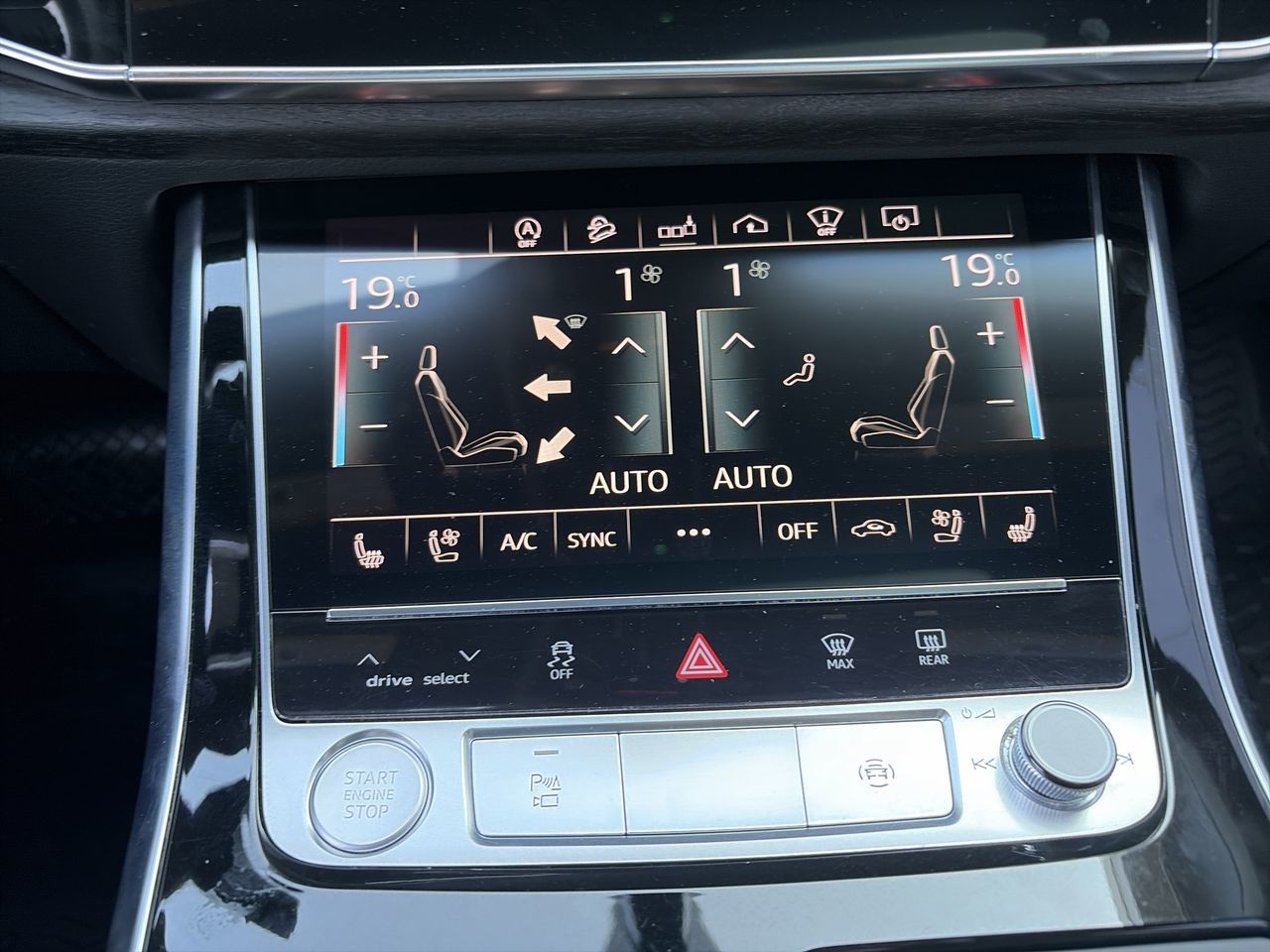 Audi Q8  2020 à Vaughan, Ontario